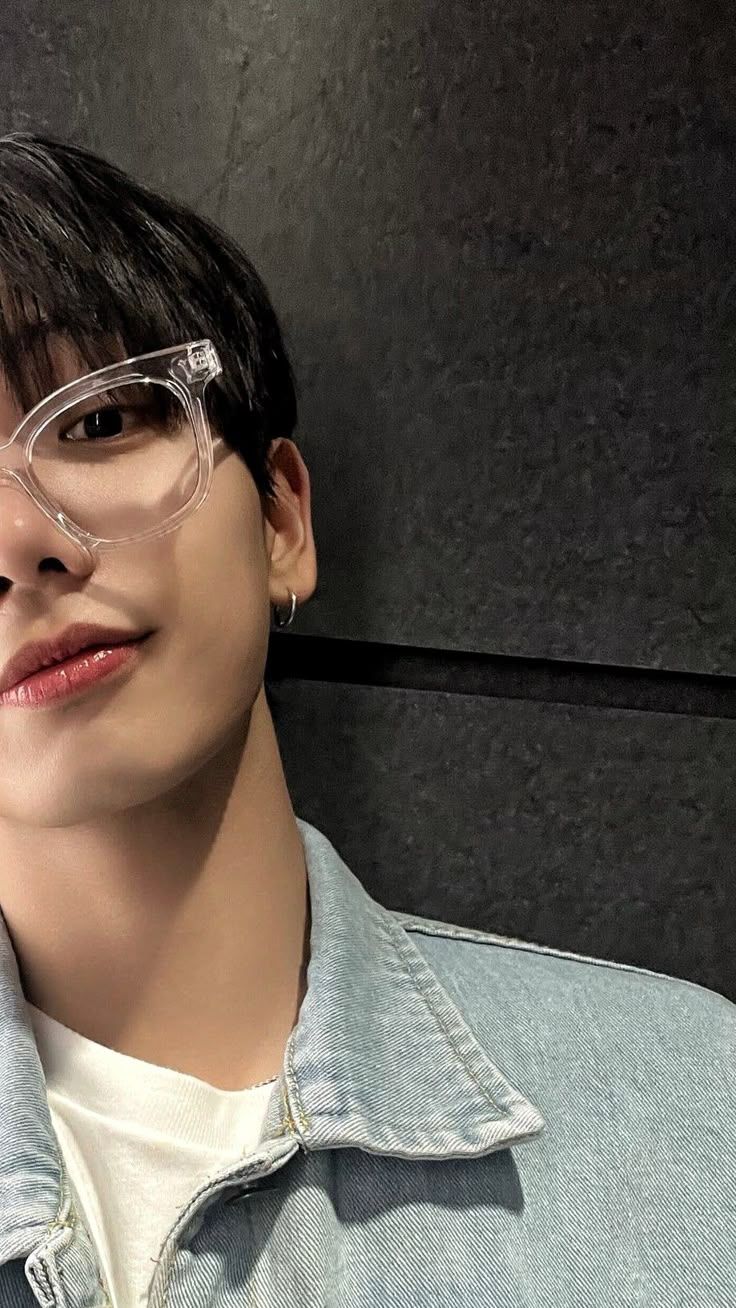 736x1308 Myung jaehyun glasses. Boynextdoor jaehyun wallpaper, Kpop guys wallpaper, Jaehyun bnd