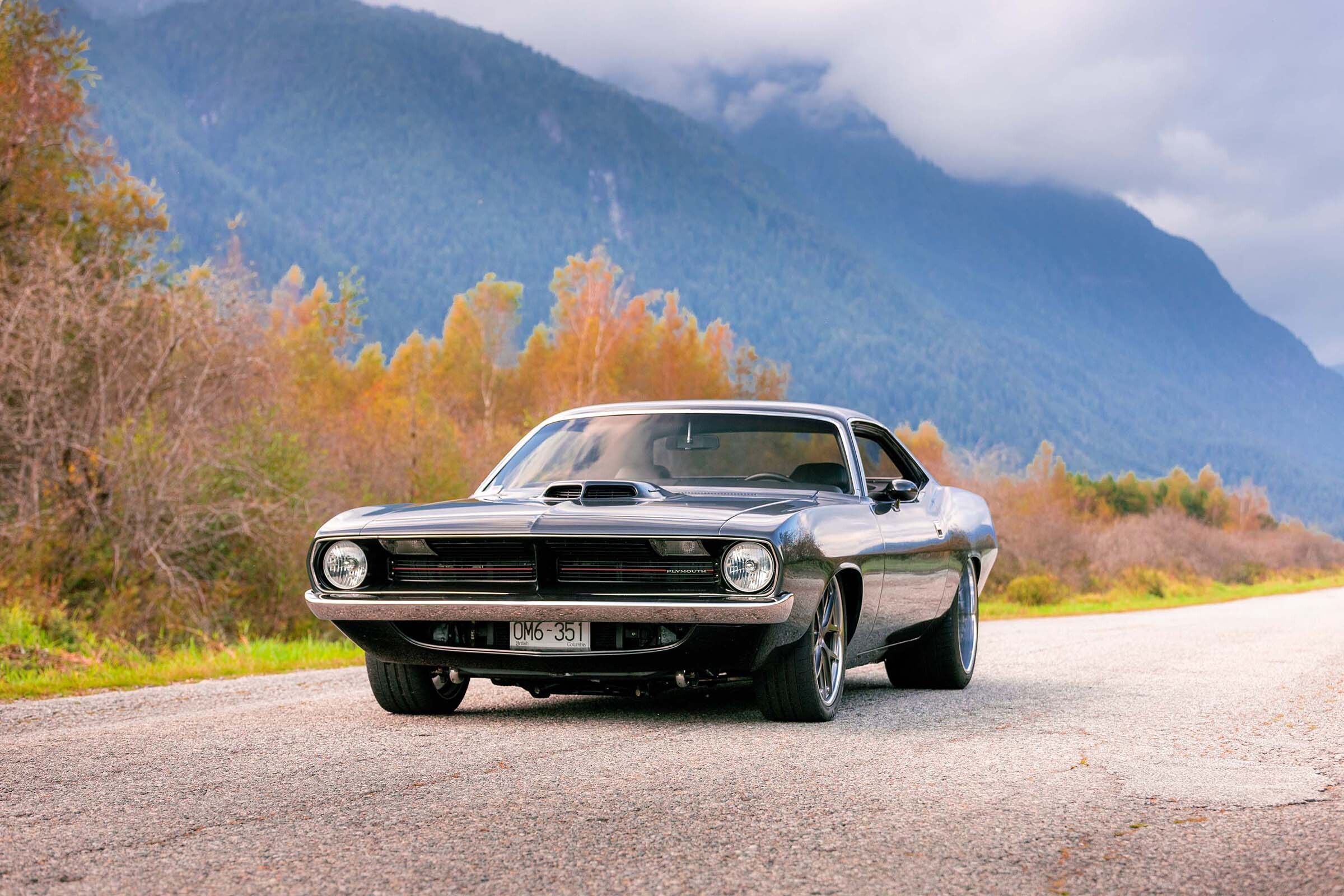2400x1600 A HEMI 'Cuda on a Mission Auto Parts