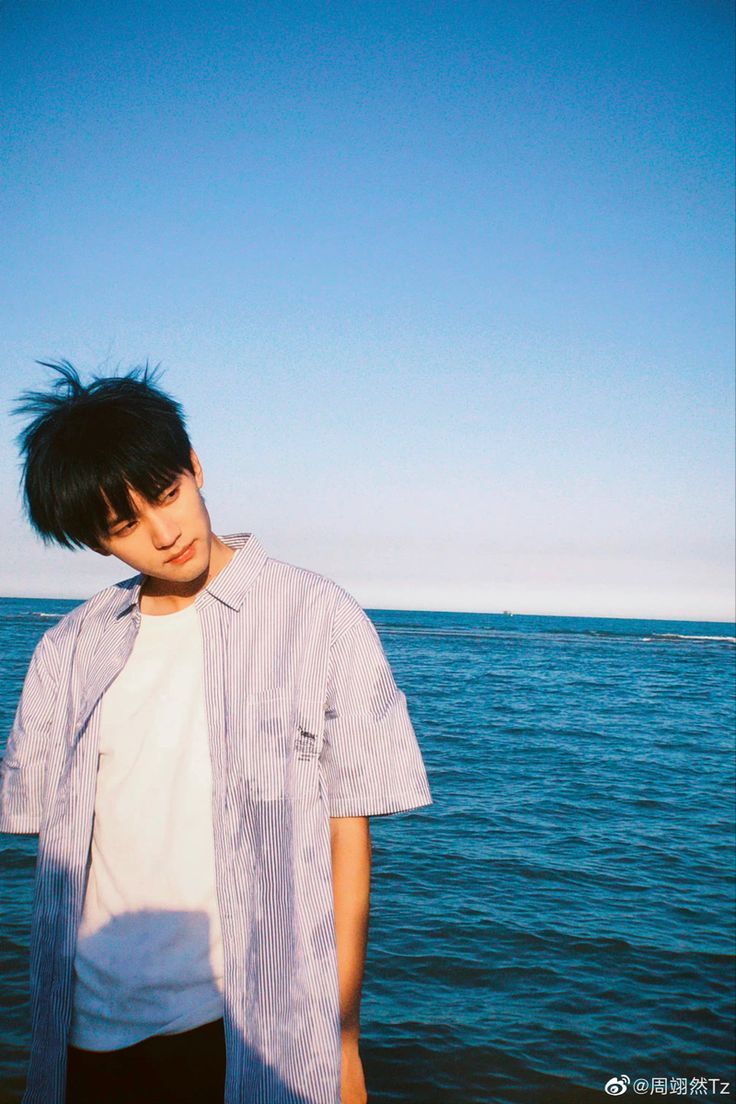 736x1104 Zhang Lurang (Zhou Yiran) When I Fly Towards You