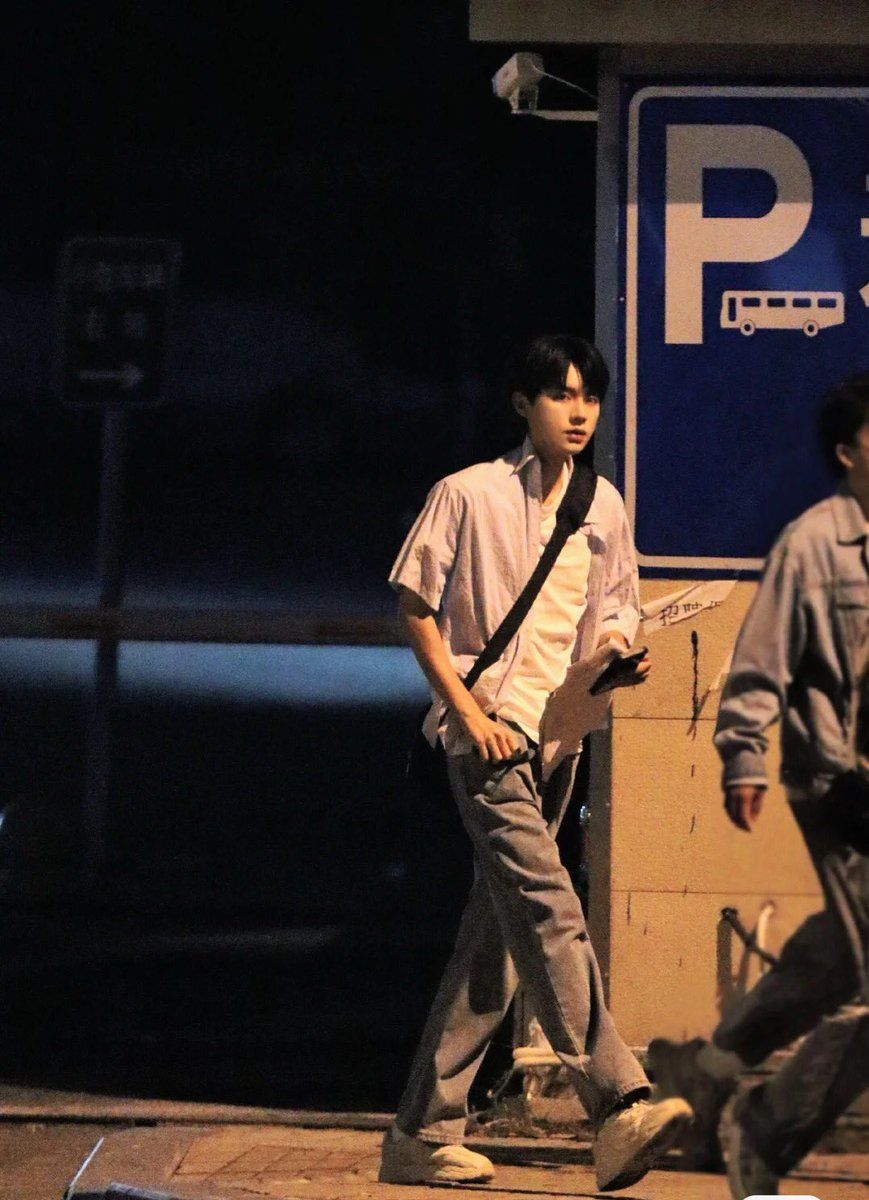 869x1200 god i love this fit on zhang lurang! it suits him so well