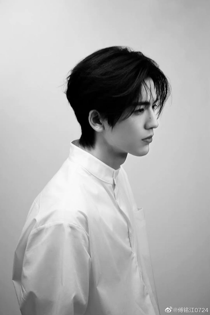 736x1104 Zhang jingna photography. Zhang lurang bf, Zhang linghe wallpaper, Chinese actors