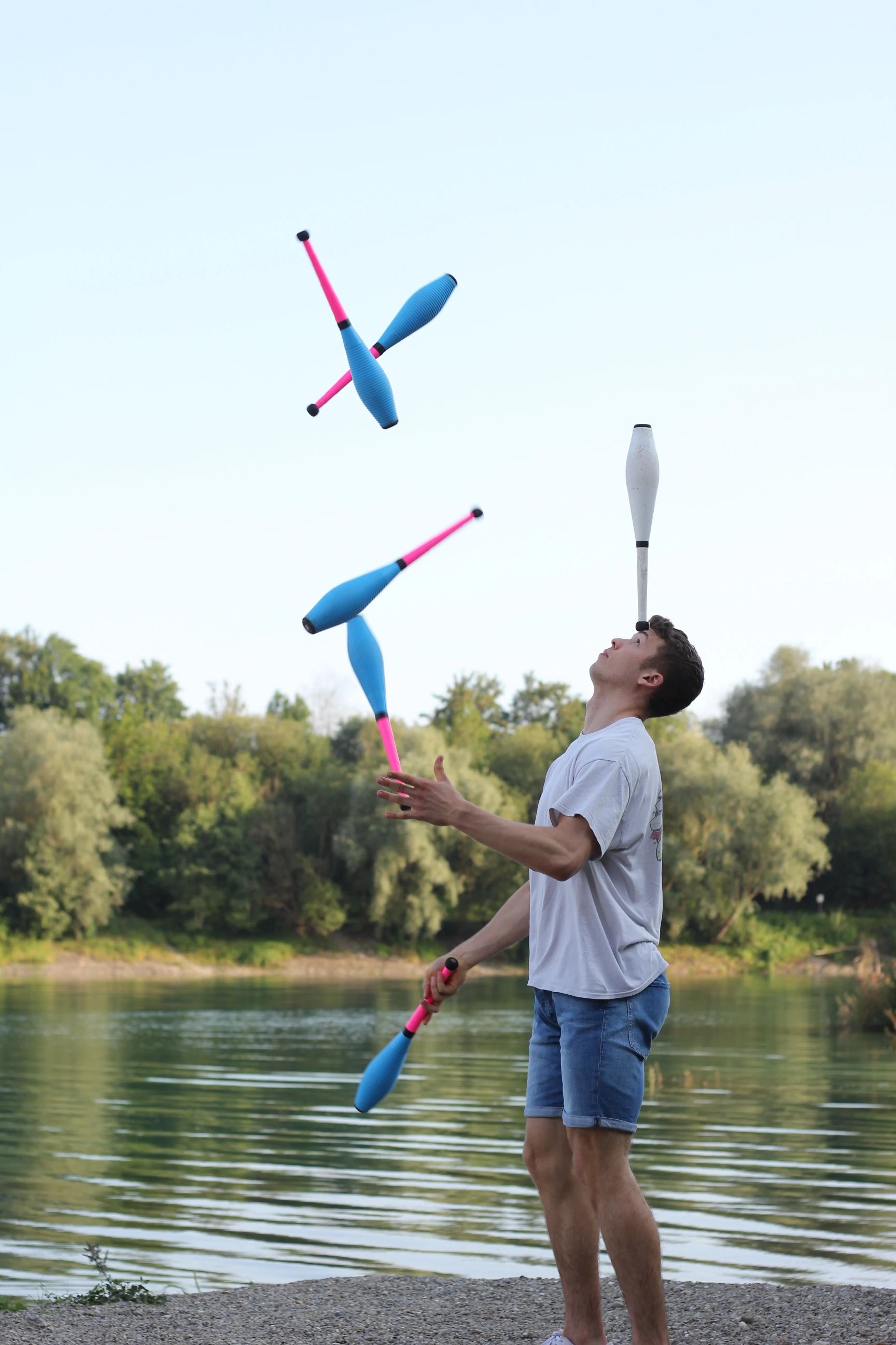 1728x2592 Juggling Wallpaper