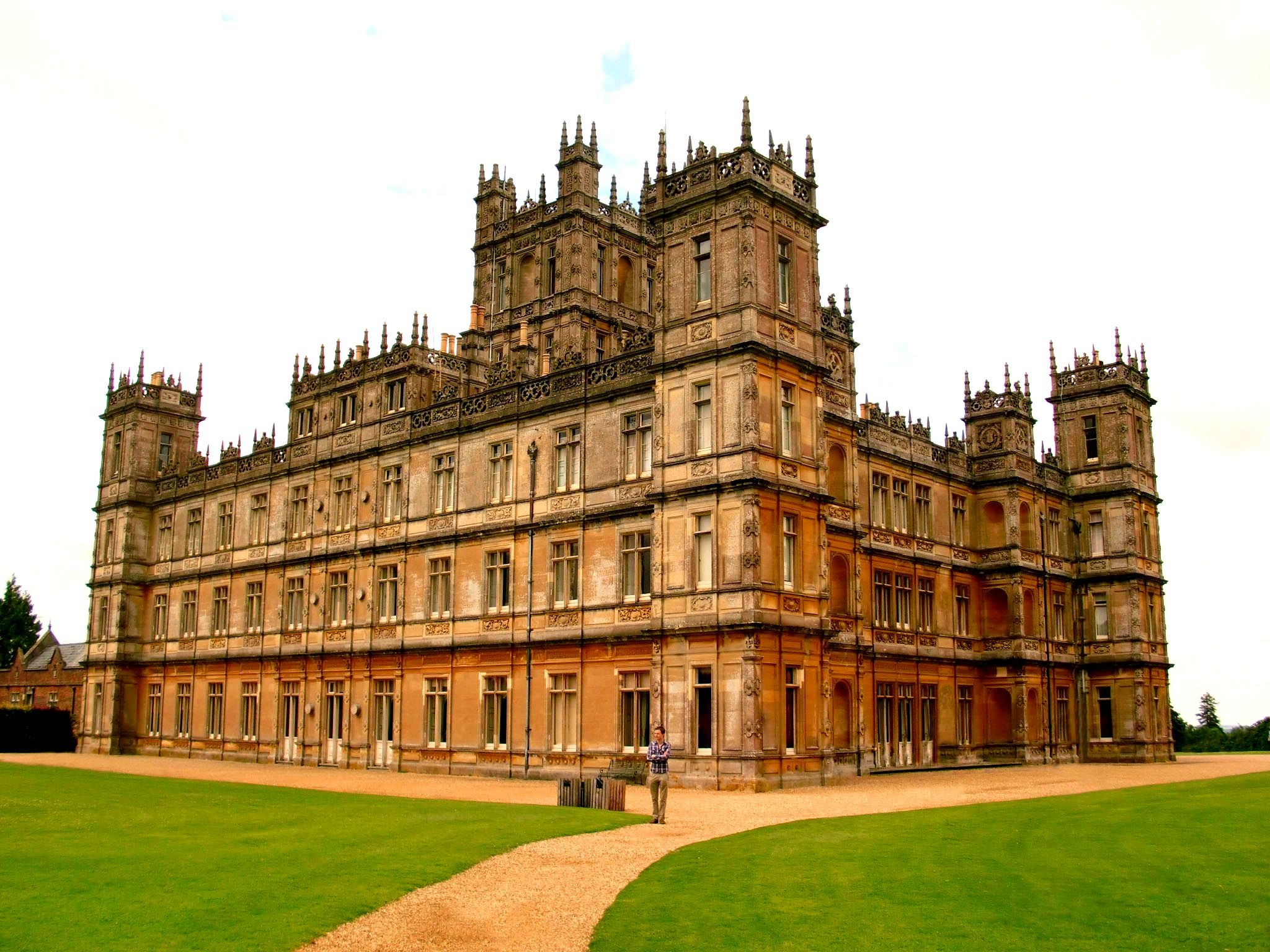 2048x1536 Inside the Real Downton Abbey Fun Facts About the Show