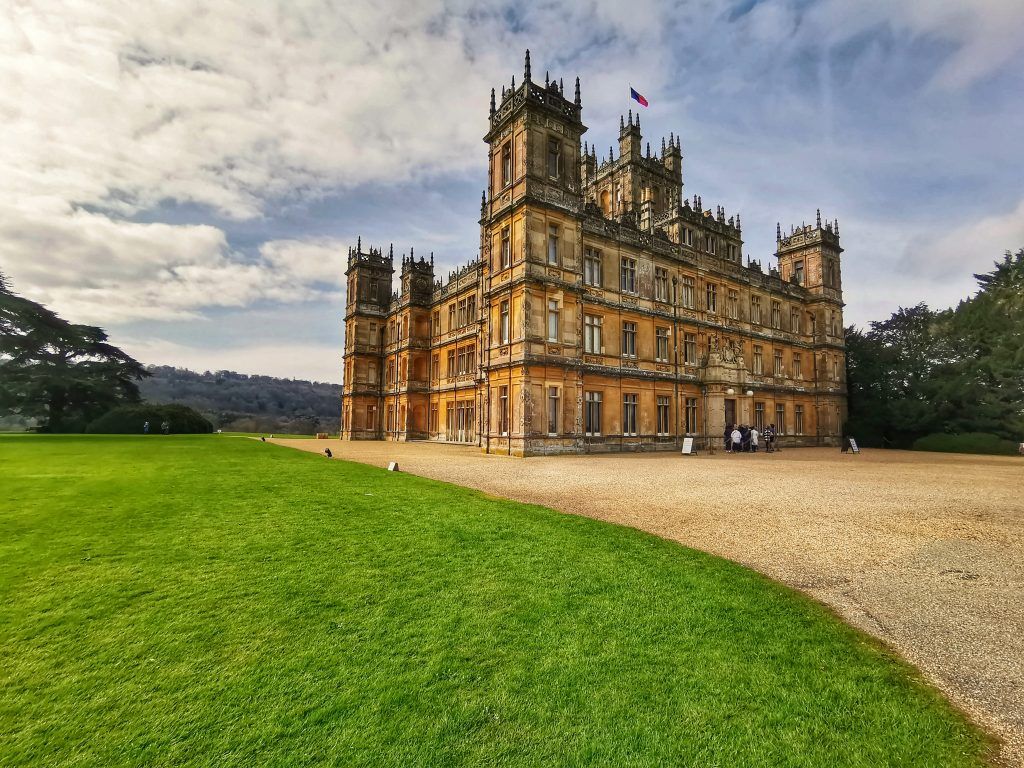 1024x768 Visiting Downton Abbey in Real Life: What You Need to Know