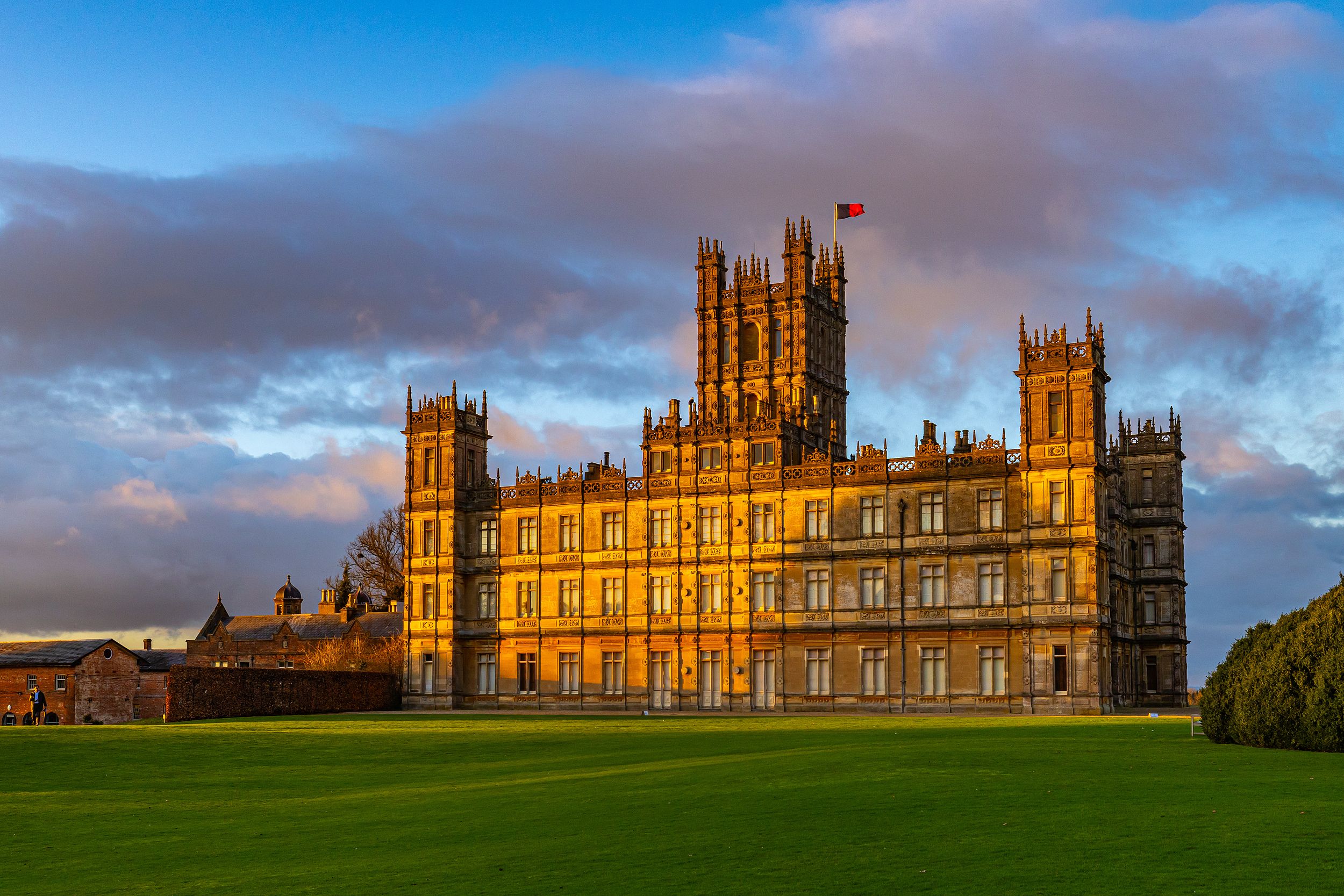 2500x1667 Highclere Castle Tickets [2026], Prices, Reviews & Opening Hours