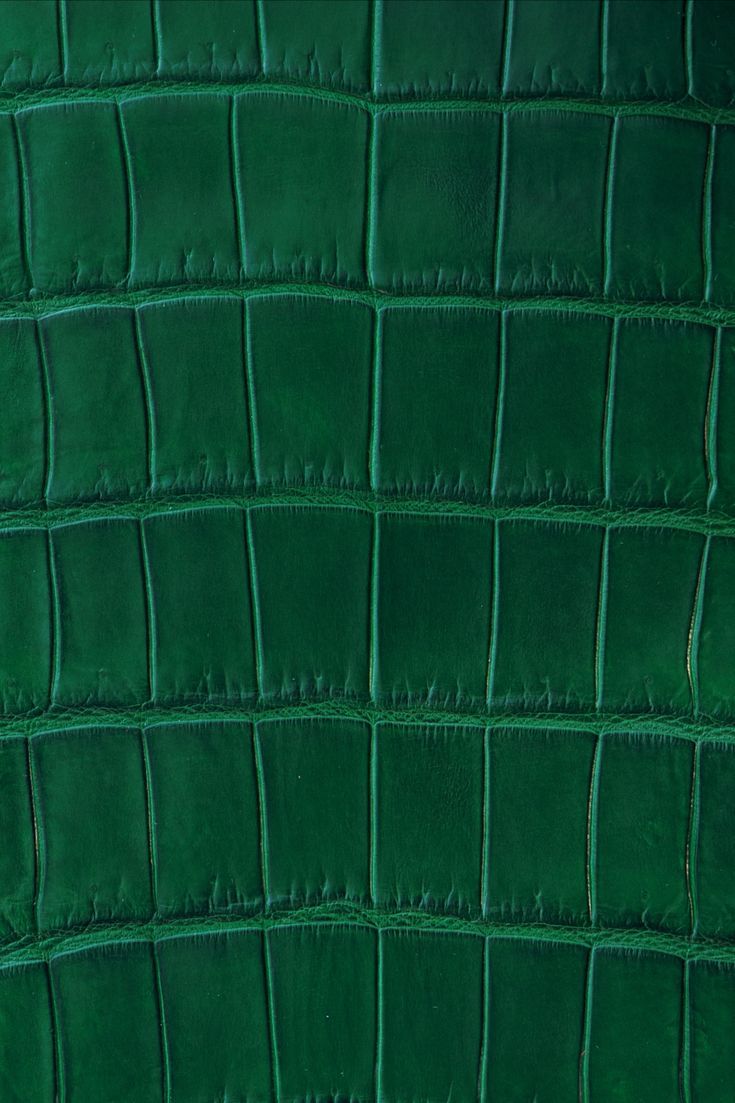 735x1103 iPhone Wallpaper Crocodile Print, Crocodile Leather Wallpaper, Green Crocodile Wallpaper