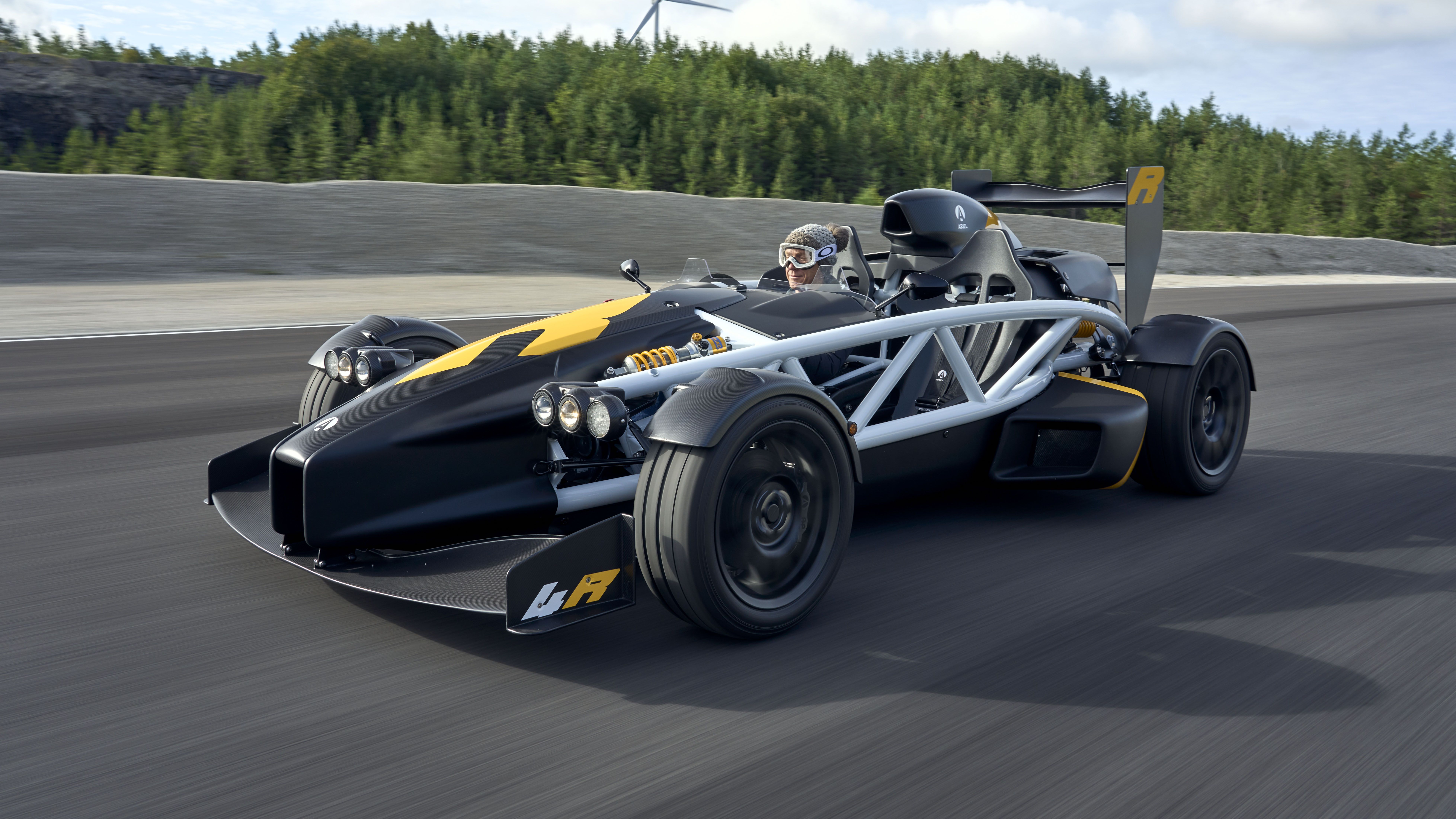 7826x4402 World exclusive Ariel Atom 4R review: a bonkers loon that just wants to have fun Reviews 2026