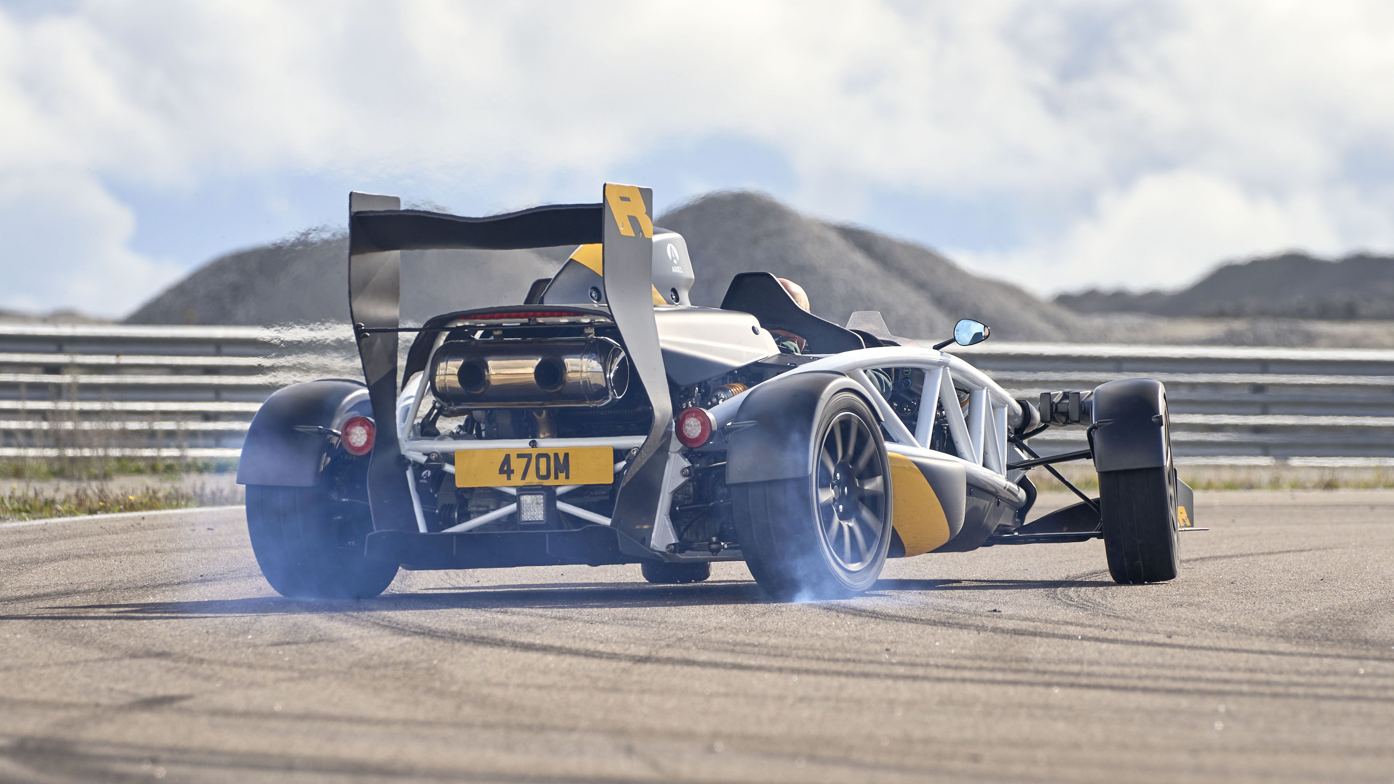 4555x2562 World exclusive Ariel Atom 4R review: a bonkers loon that just wants to have fun Reviews 2026