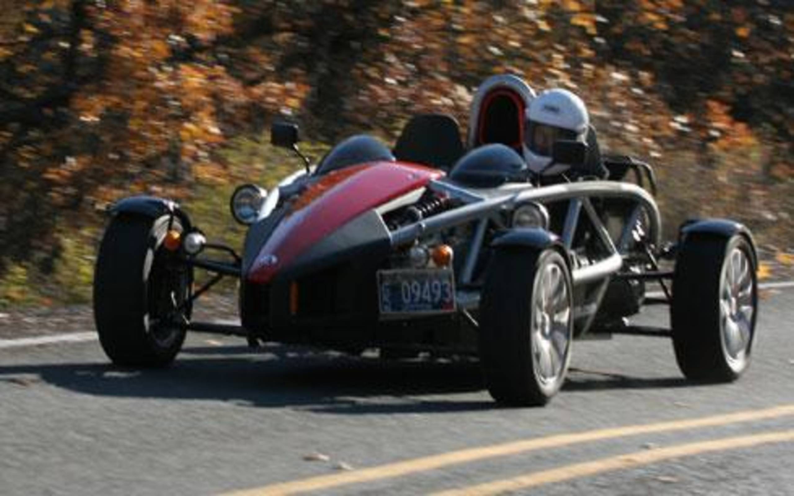 2560x1600 Zany Prodigy: The Ariel atom is light and fast, and light. Very very light