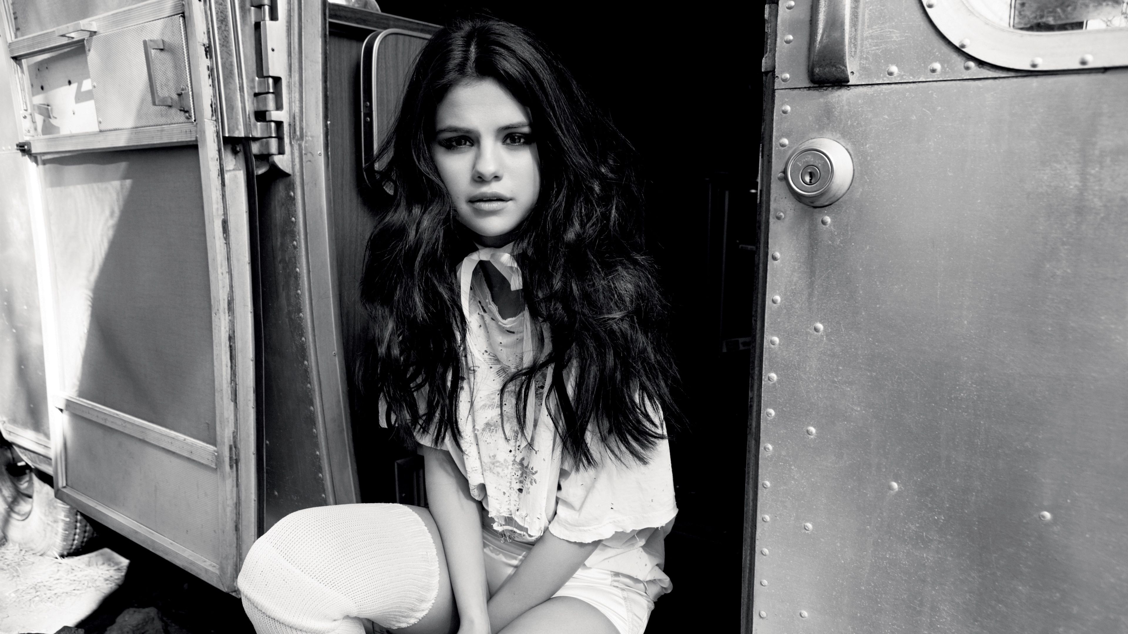 3840x2160 Selena Gomez 4K Wallpaper