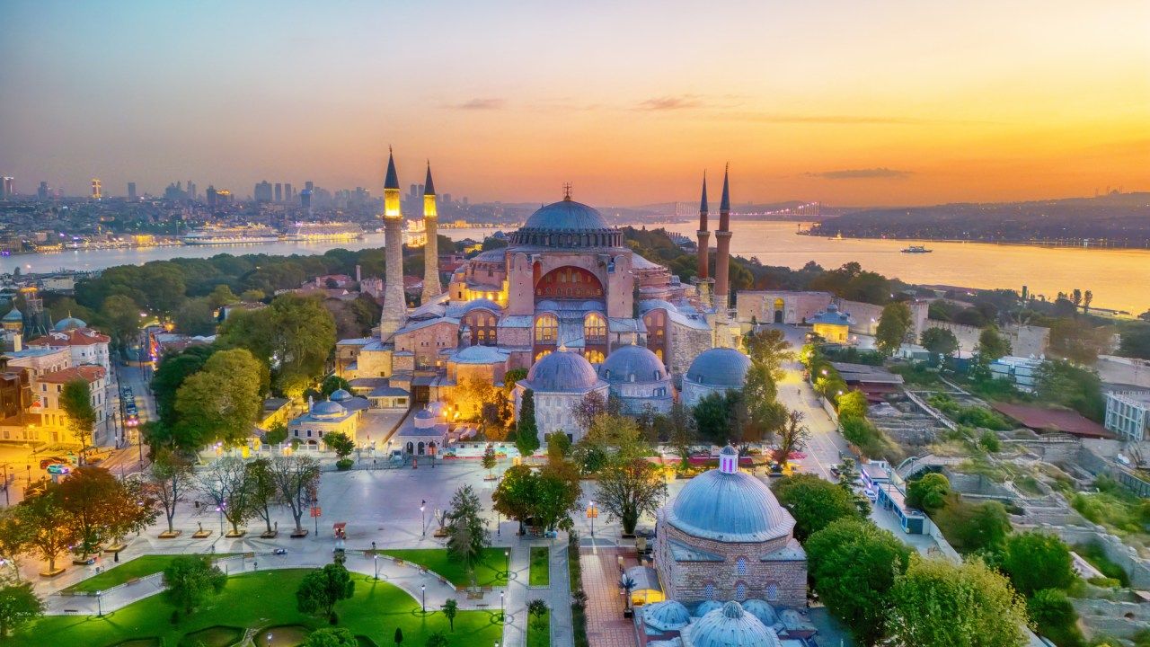 1280x720 Best things to do in Istanbul on a stopover with family. escape.com.au