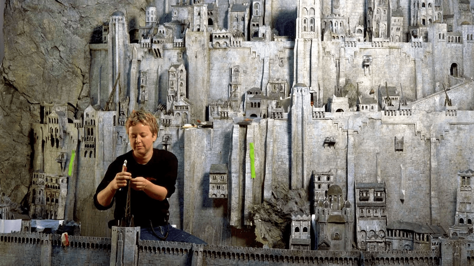 1600x900 A behind the scenes photo from The Lord of the Rings the Two Towers