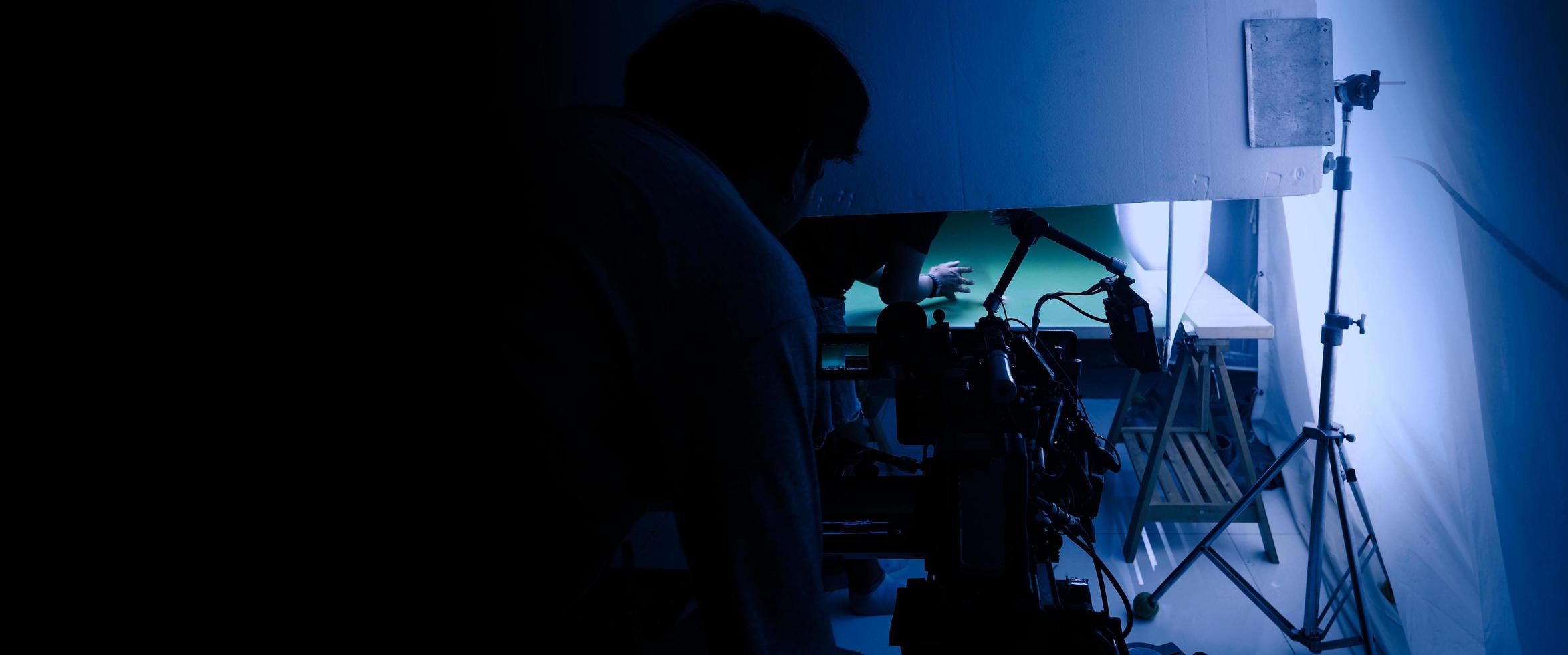 2345x980 Behind the shooting production crew team and HD video camera