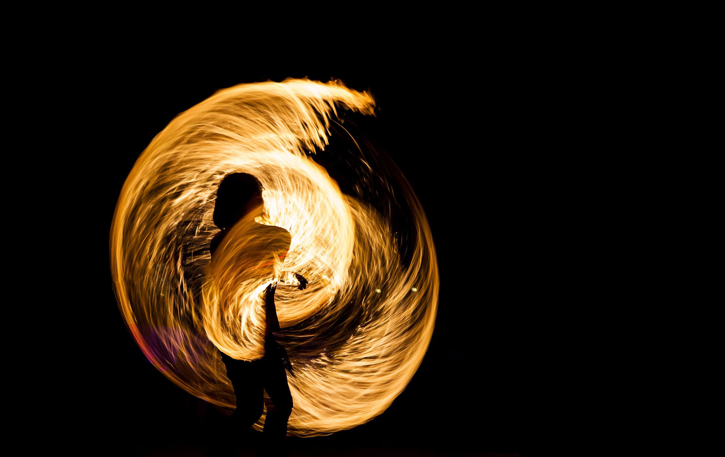 2502x1579 Wallpaper fire, juggling, effect of light for mobile and desktop, section ситуации, resolution 2502x1579