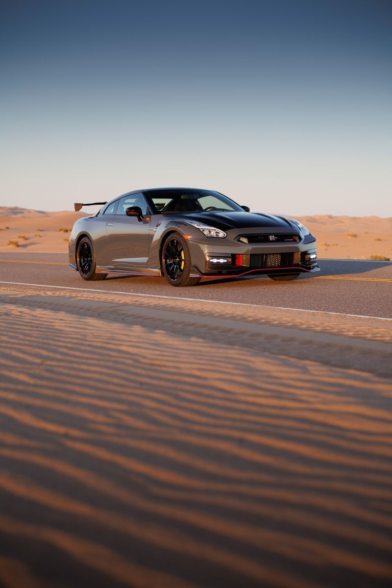 768x1152 Nissan GT R ( R35 ) Nismo Version Quality Free High Resolution Car Image, Picture And Photo