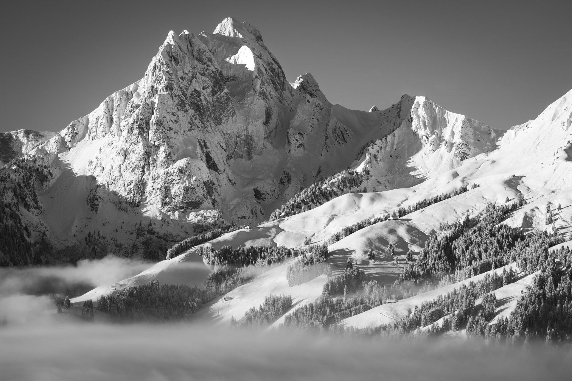 1920x1280 Gummfluh: King of the High Country
