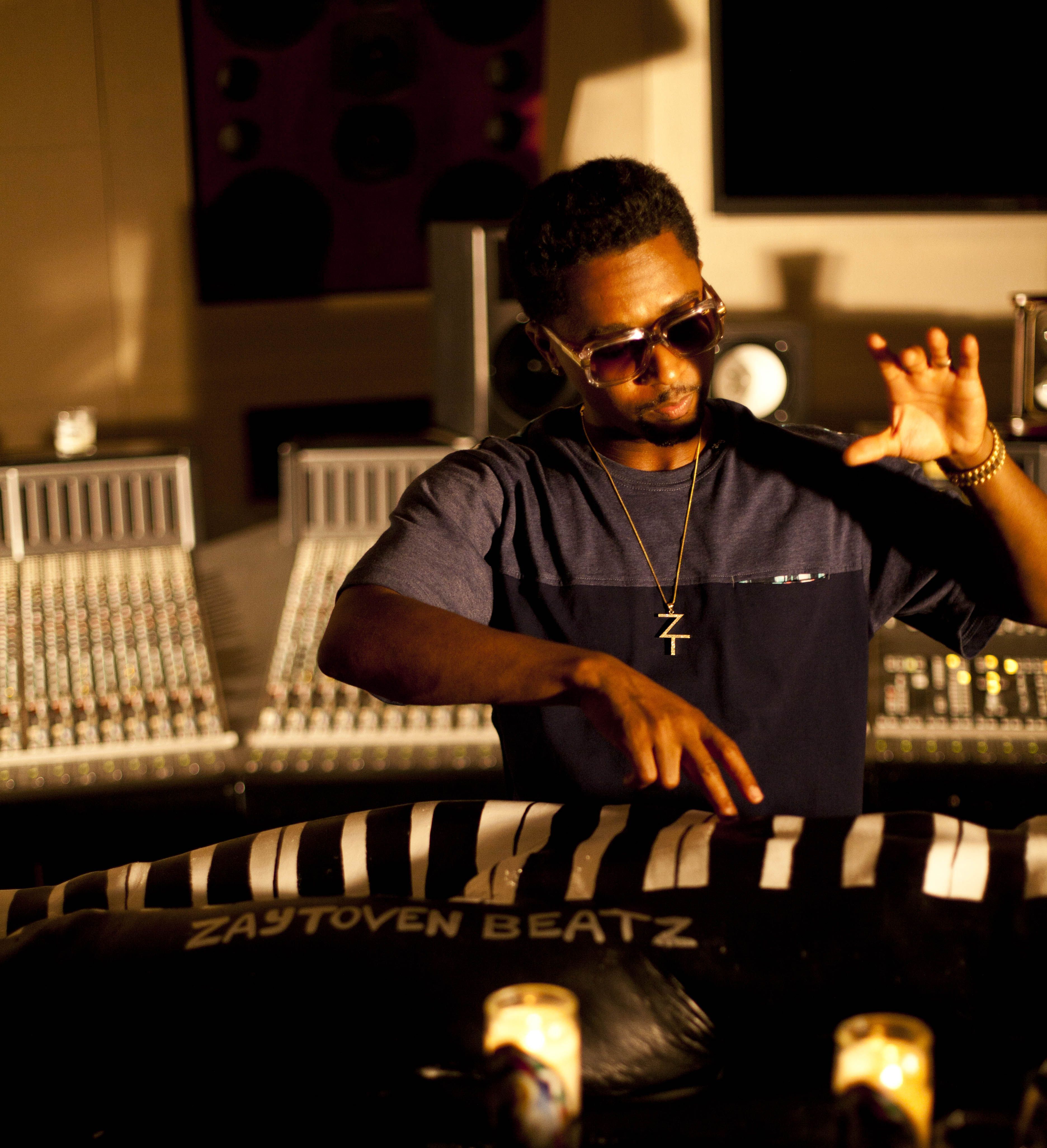 3744x4104 Zaytoven Wallpaper