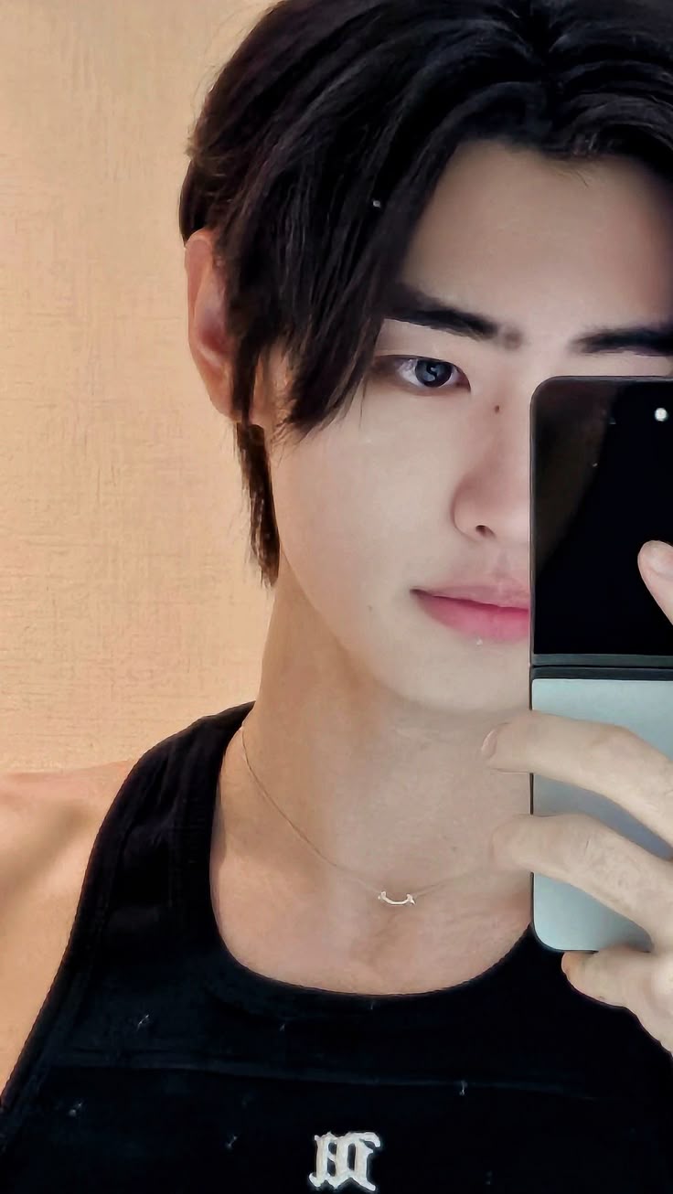 736x1306 sunghoon wallpaper