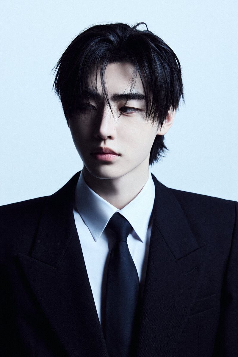 800x1200 Sunghoon Bad Desire Wallpaper