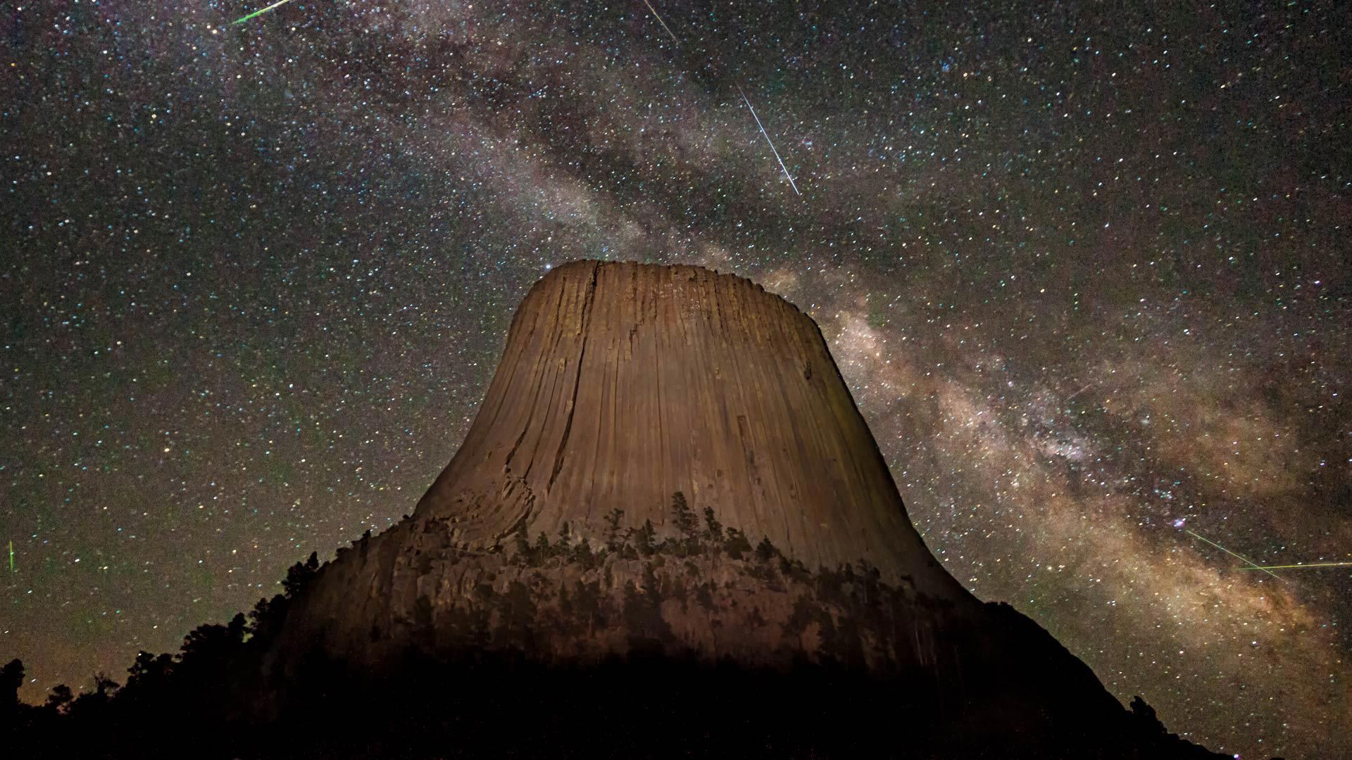 1920x1080 Wallpaper Stars, Wyoming, USA, Meteor Shower, The Devil's Tower, ETA Aquarids, Devil's Tower For Mobile And Desktop, Section пейзажи, Resolution 1920x1080