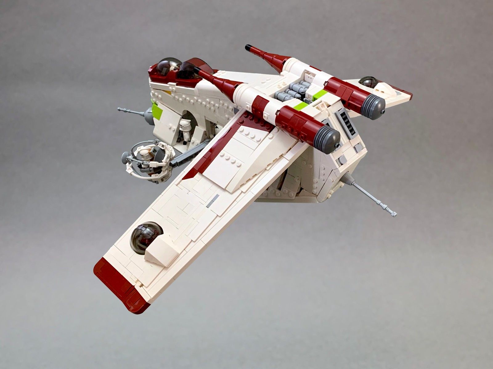 1600x1200 Wait, A Not Grey Star Wars Spaceship? Brothers Brick. The Brothers Brick