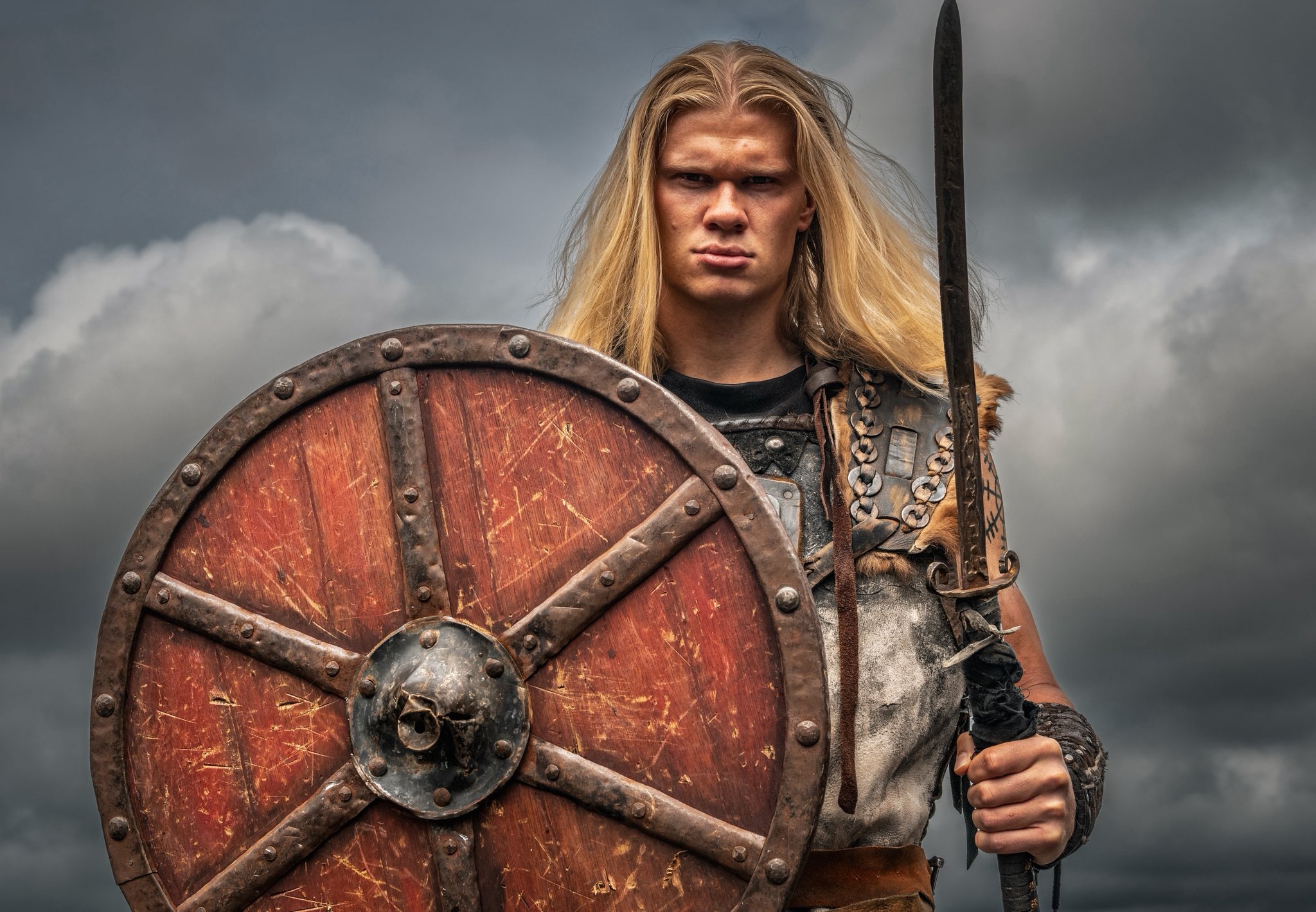 2048x1420 Erling Haaland dress up as a viking for the World Cup 2026 Desktop