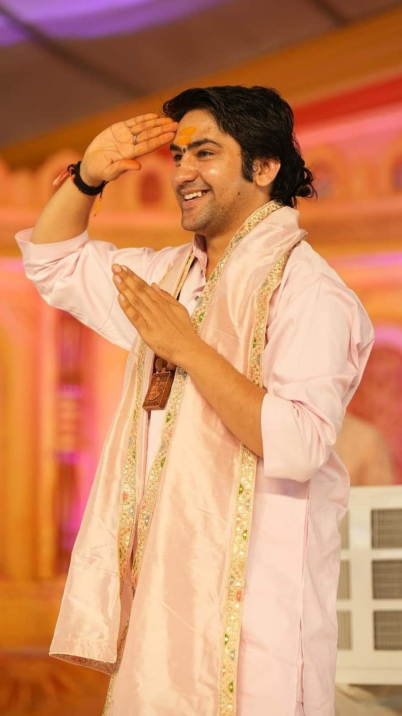 800x1423 2360x1640px, 1080P free download. Dhirendra shastri, bageshwar dham, HD phone wallpaper