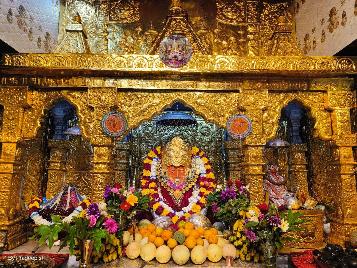 1200x900 दिव्य दर्शन श्री बाला जी सरकार श्री बागेश्वर धाम सरकार ग्राम गढ़ा(मध्यप्रदेश) 15 04 2023
