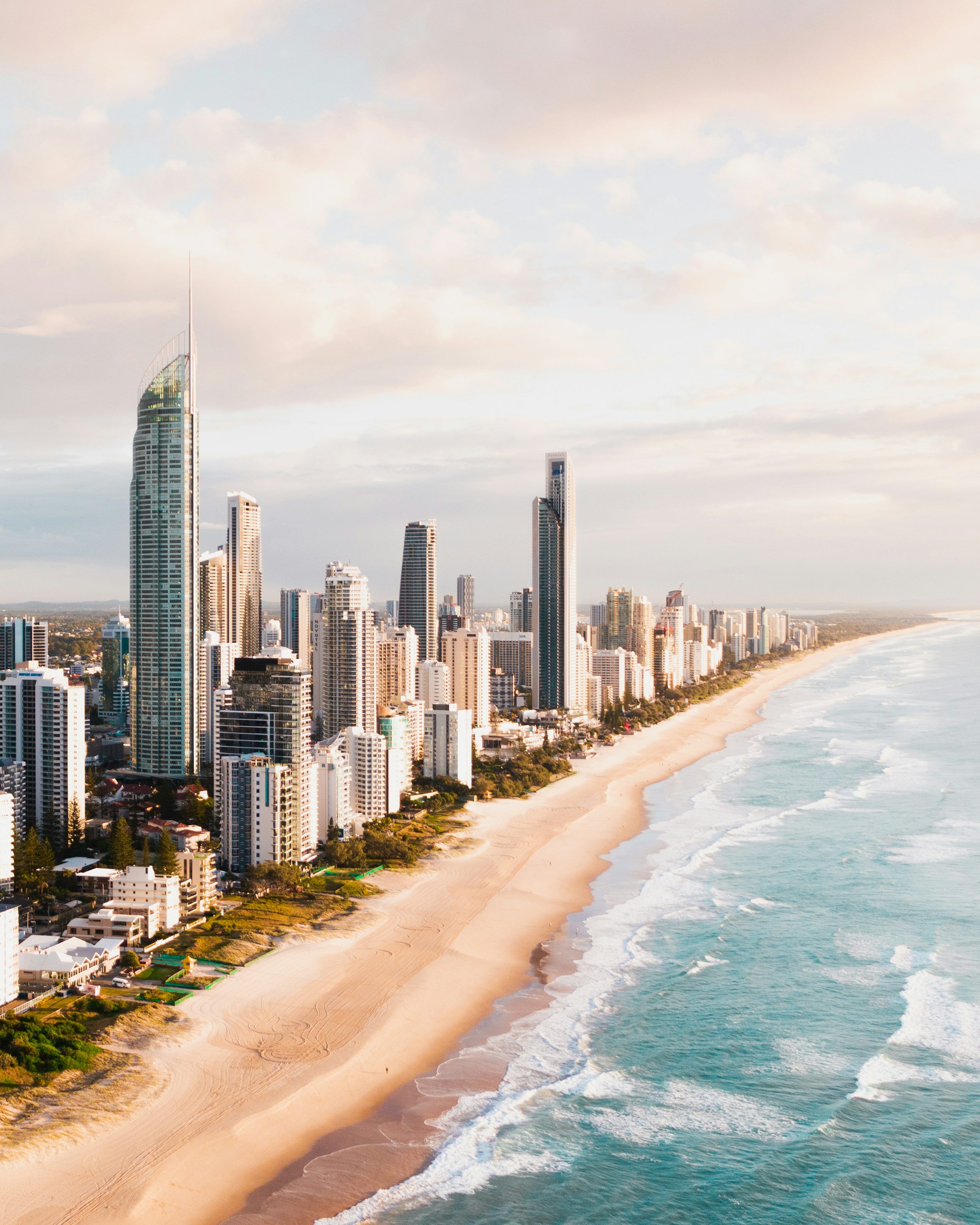 3000x3750 Gold Coast Picture. Download Free Image
