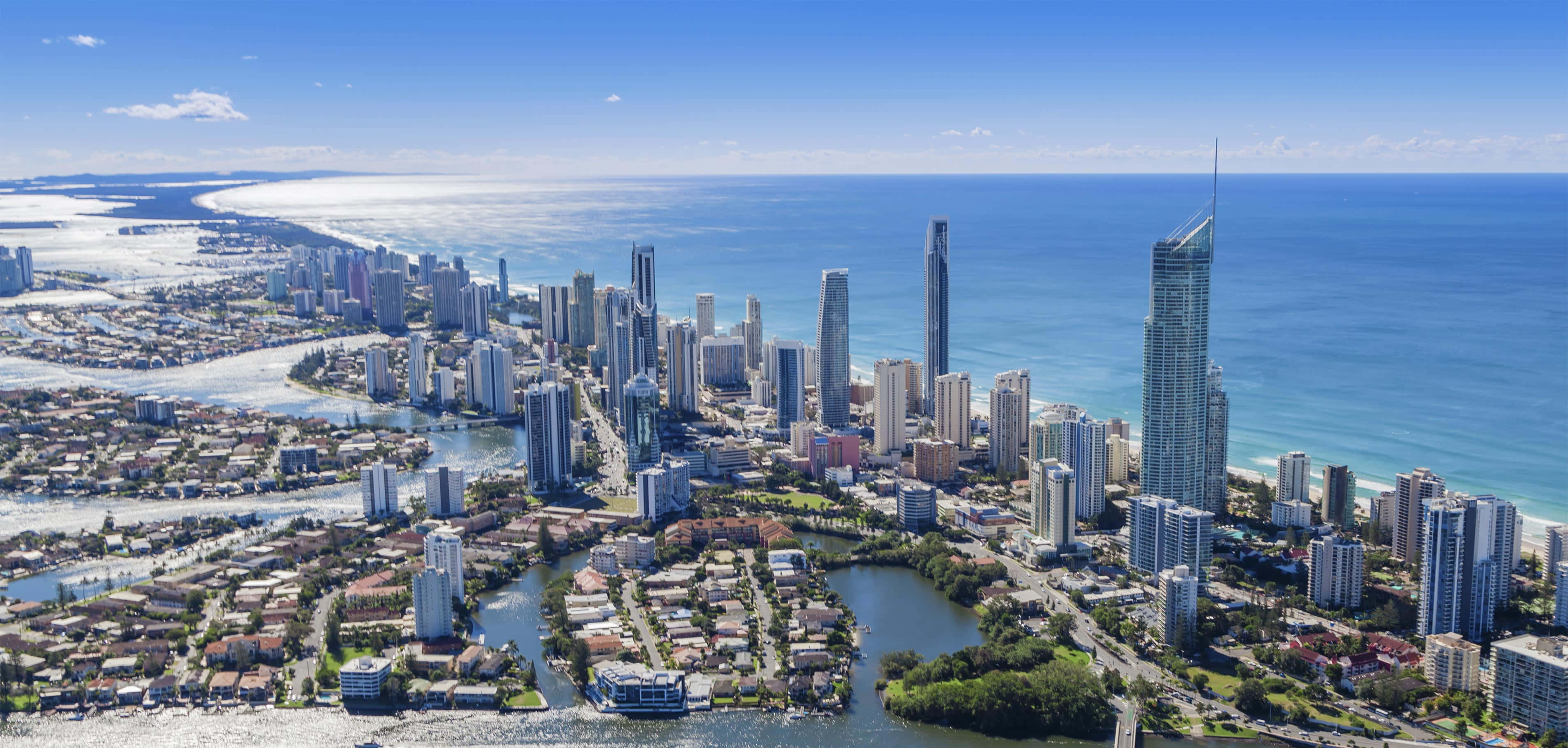 3815x1819 Download Stunning Sunrise At The Gold Coast, Australia Wallpaper
