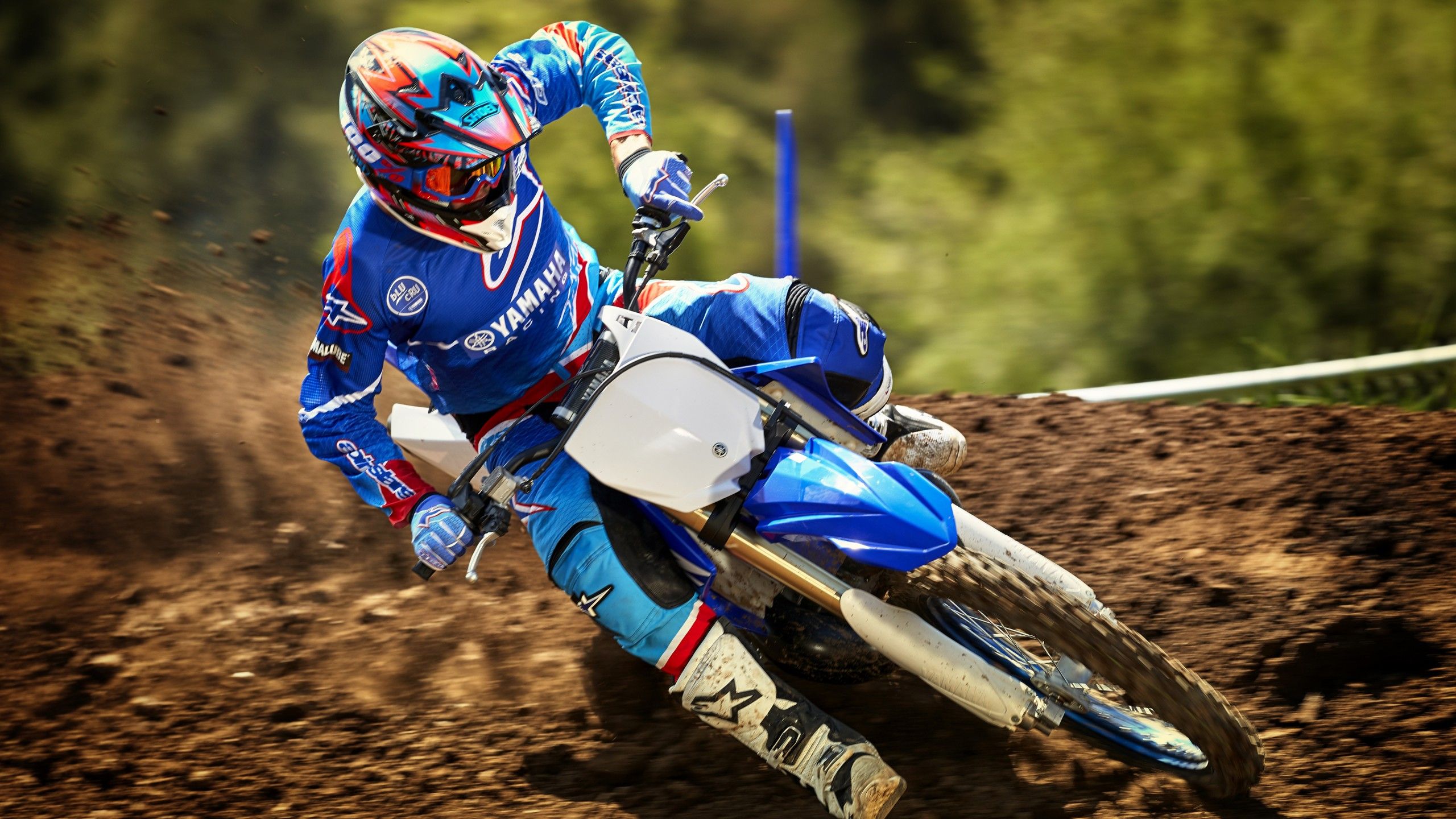 2560x1440 Yamaha YZ250 Motocross Motorcycle 4K Wallpaper