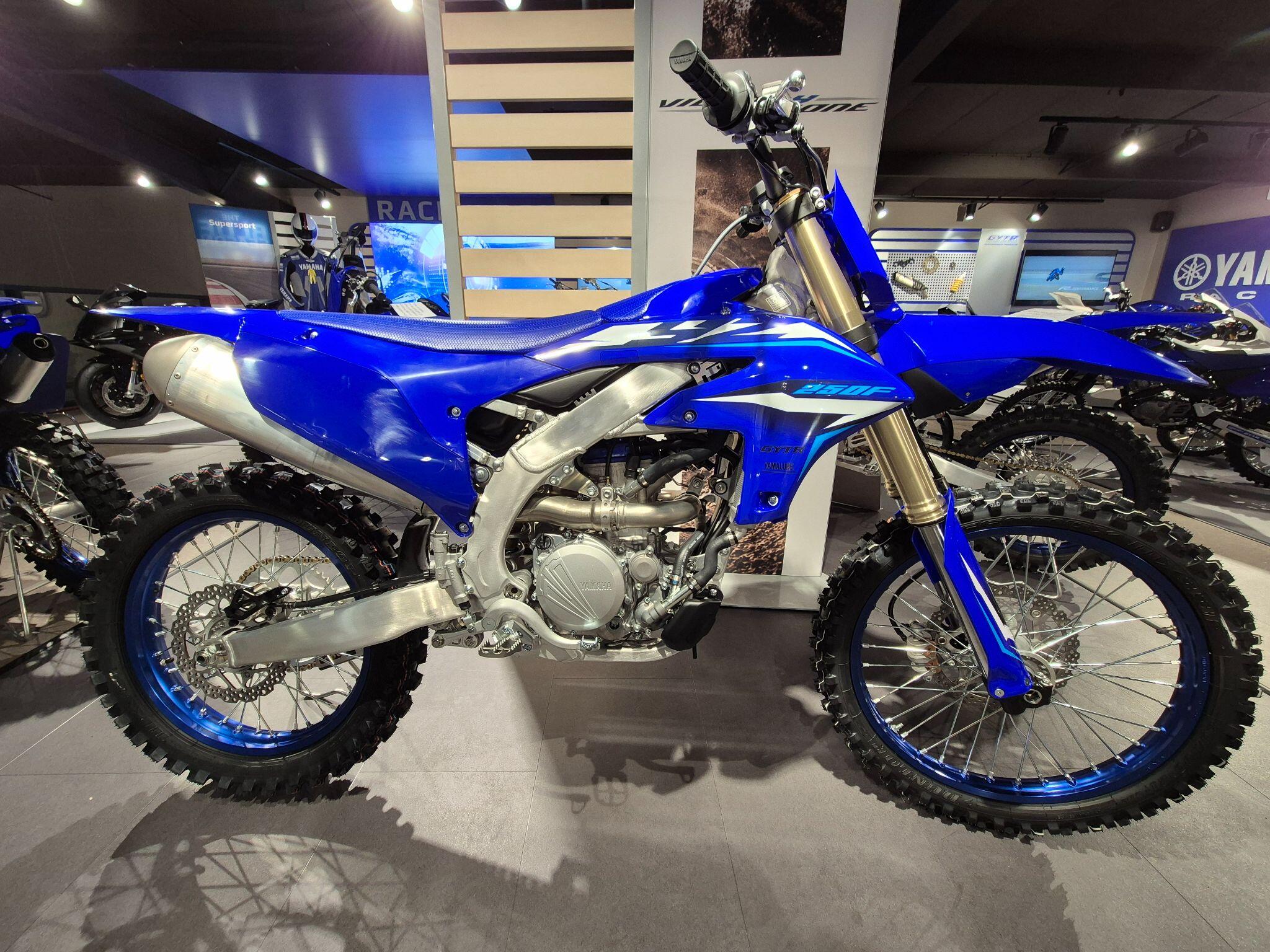 2048x1536 New Yamaha YZ250