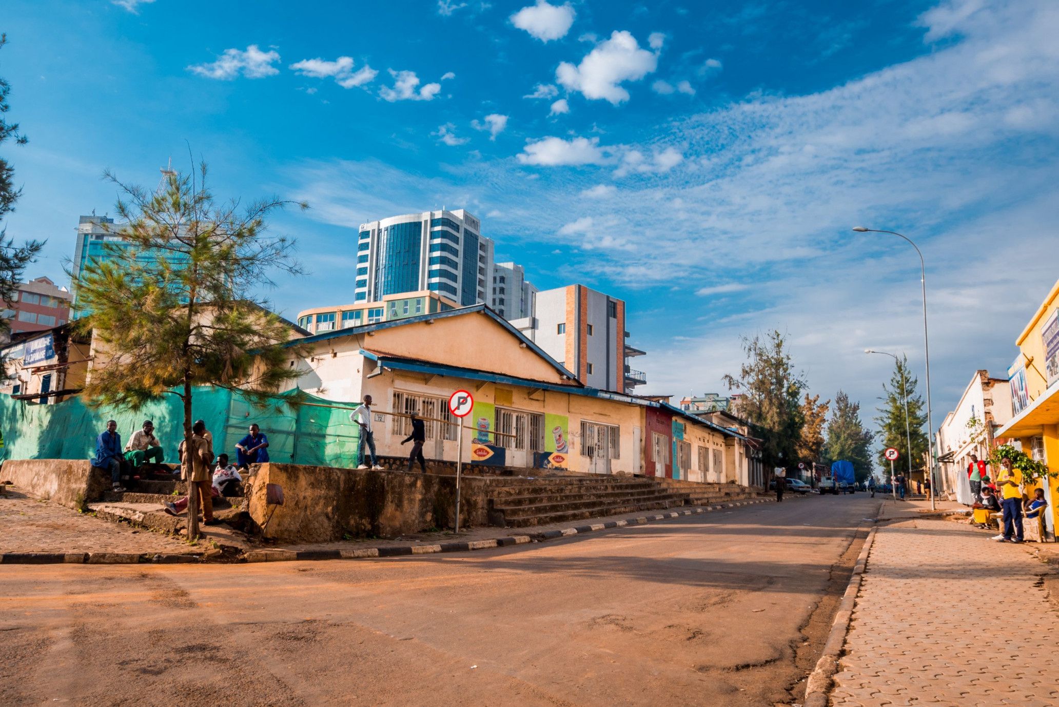 2064x1378 Kigali (Rwanda) Wallpaper