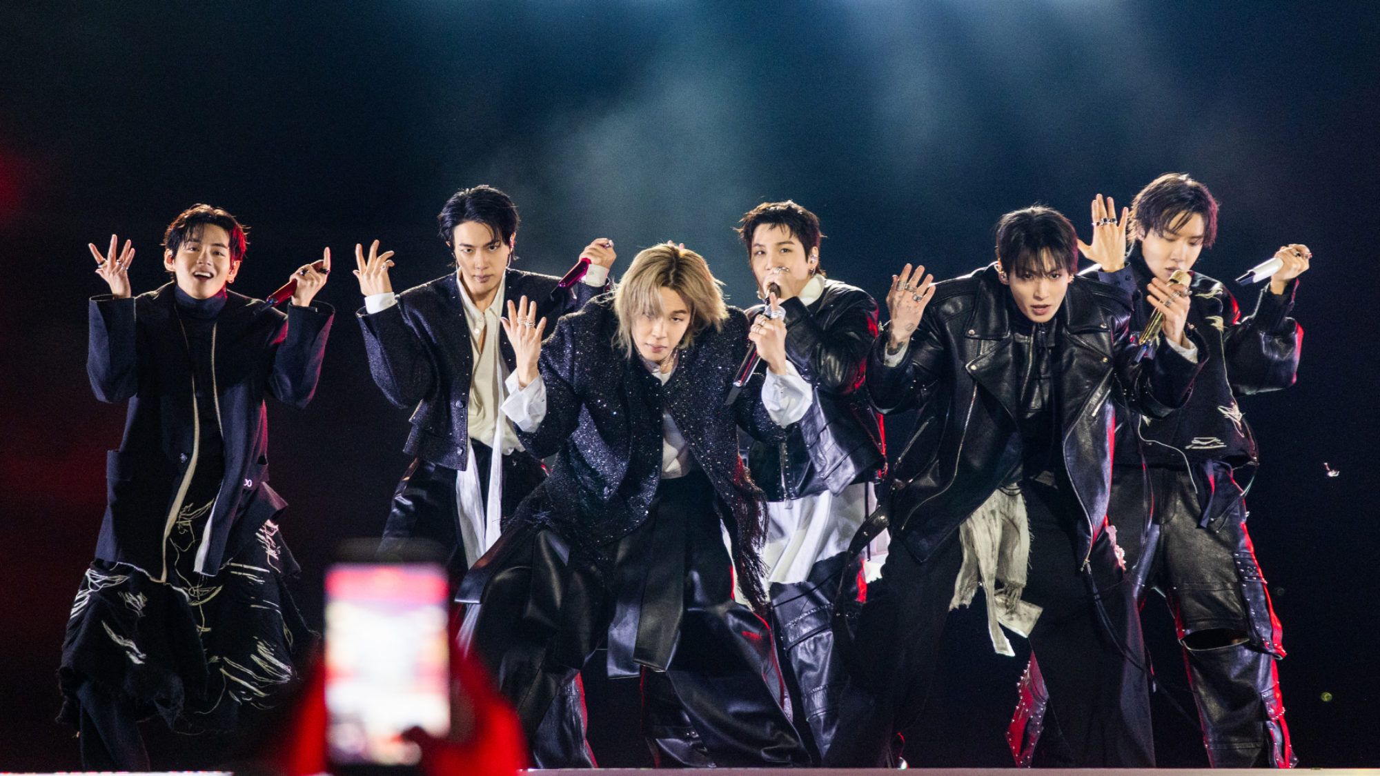 2000x1125 BTS: The Comeback Live: Netflix Drops Official Image Gallery