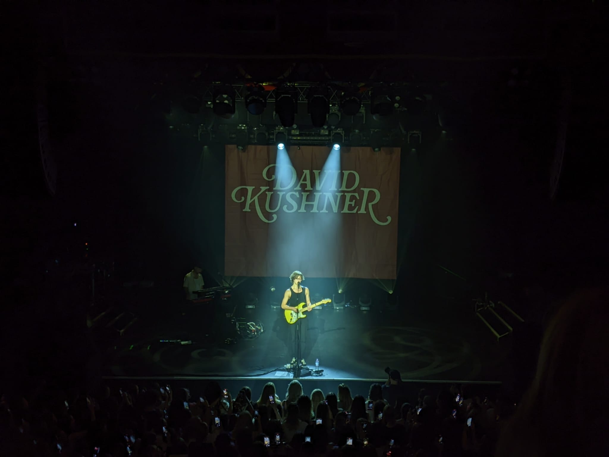 2048x1536 David Kushner and Chance Peña Provide Powerful Tales of Heartbreak to KOKO, London