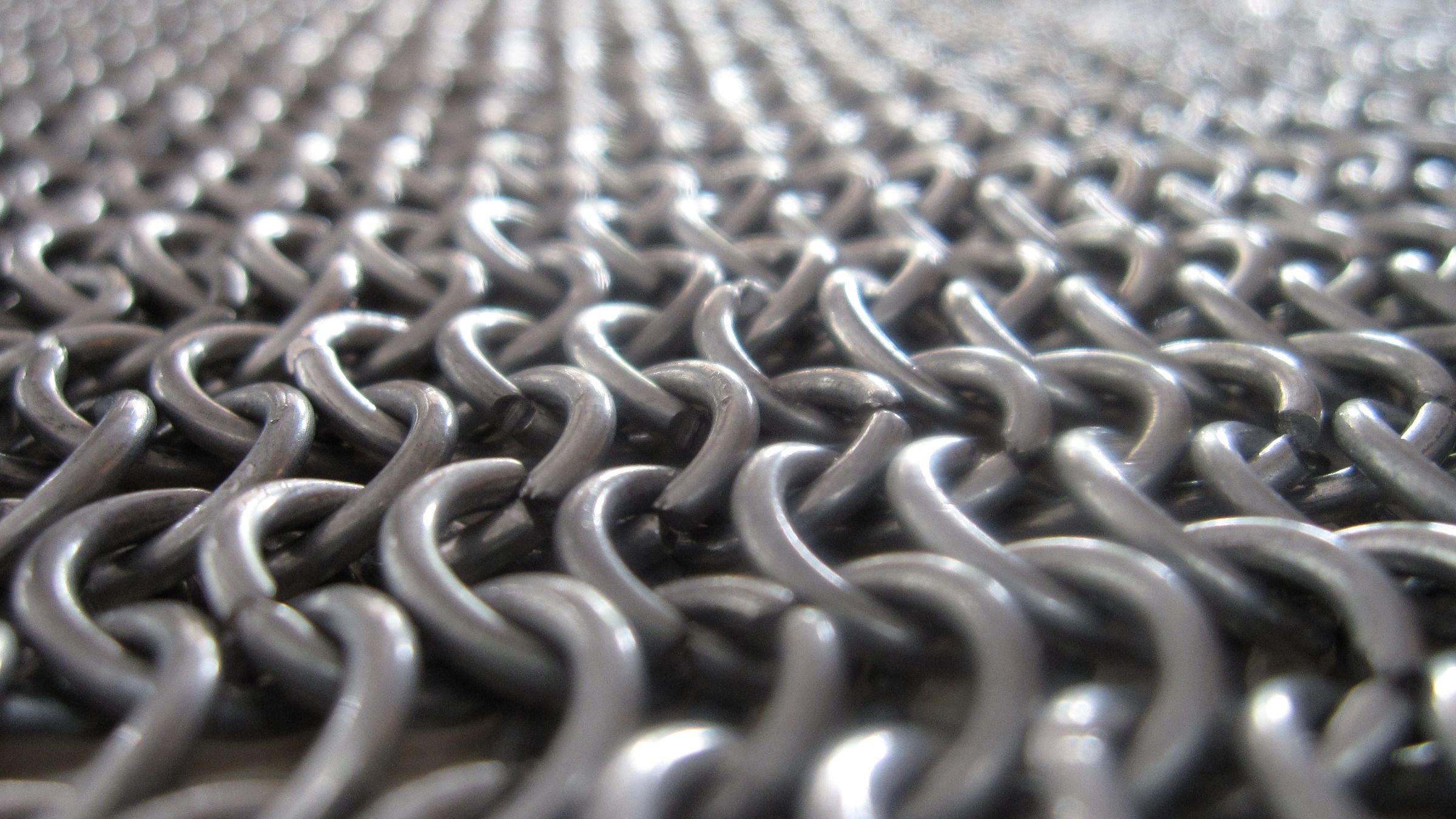 2400x1350 How to Make a Chainmail Shirt : 8 Steps (with Picture)