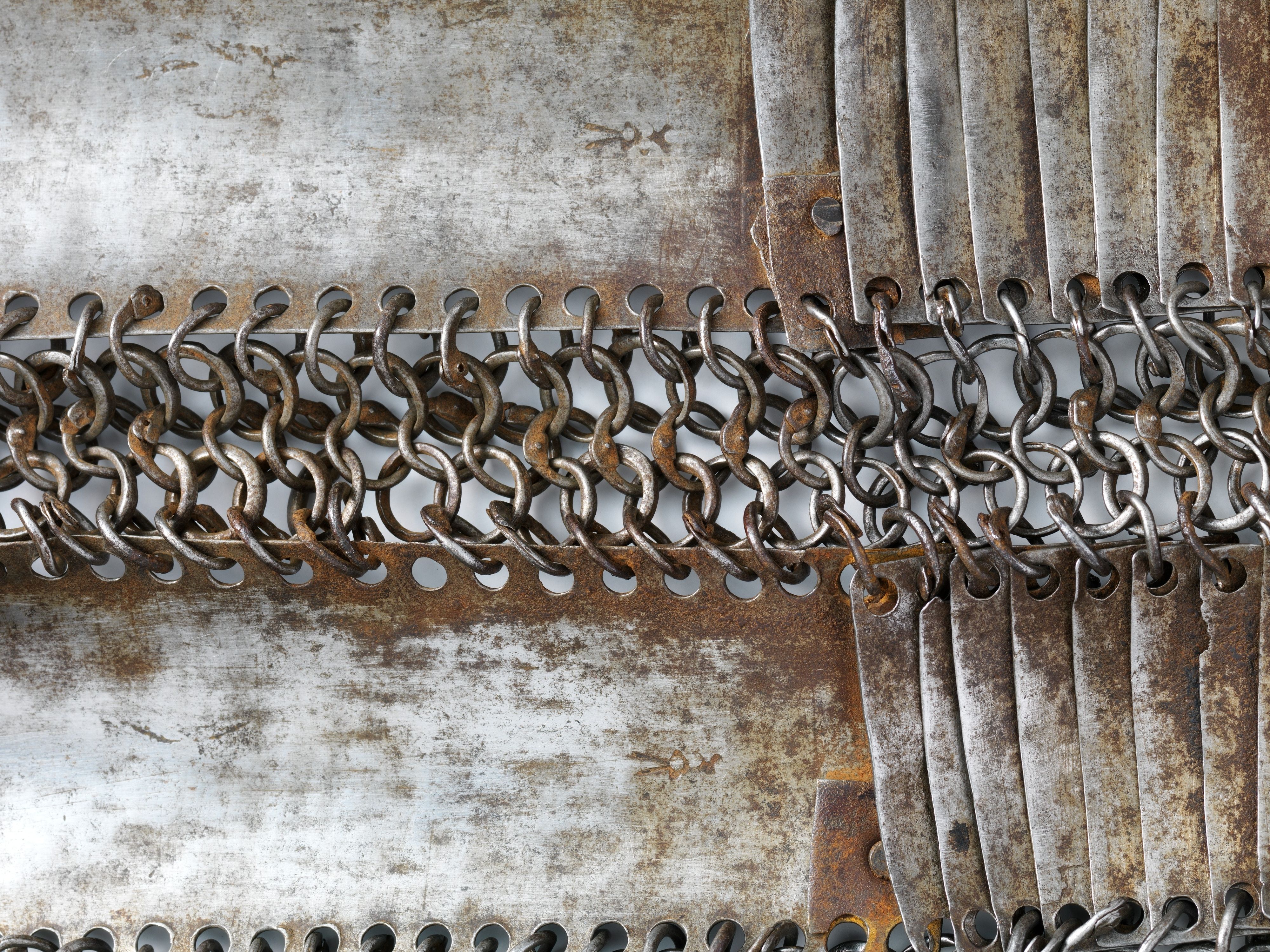 4000x3000 Chain Mail Phone Wallpaper: Free 4K & HD Downloads