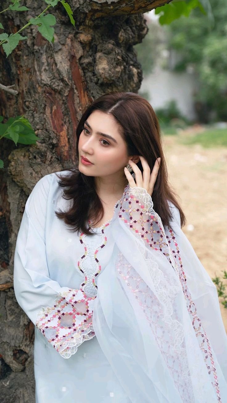 736x1308 Dur E Fishan Saleem