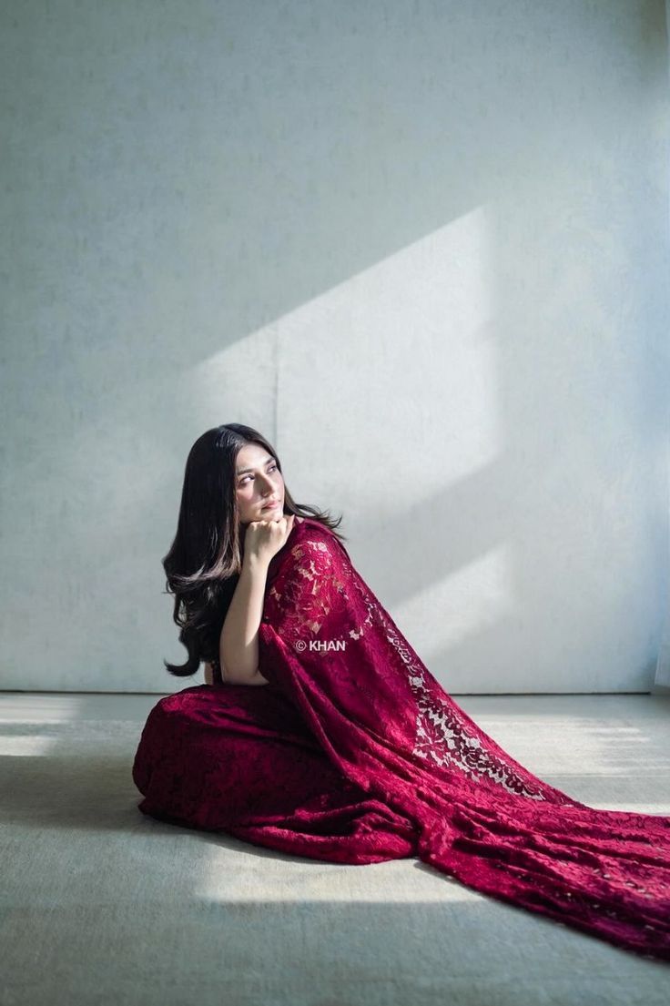 736x1105 Durefishan Photo / PAKISTANI ACTRESS / Wallpaper