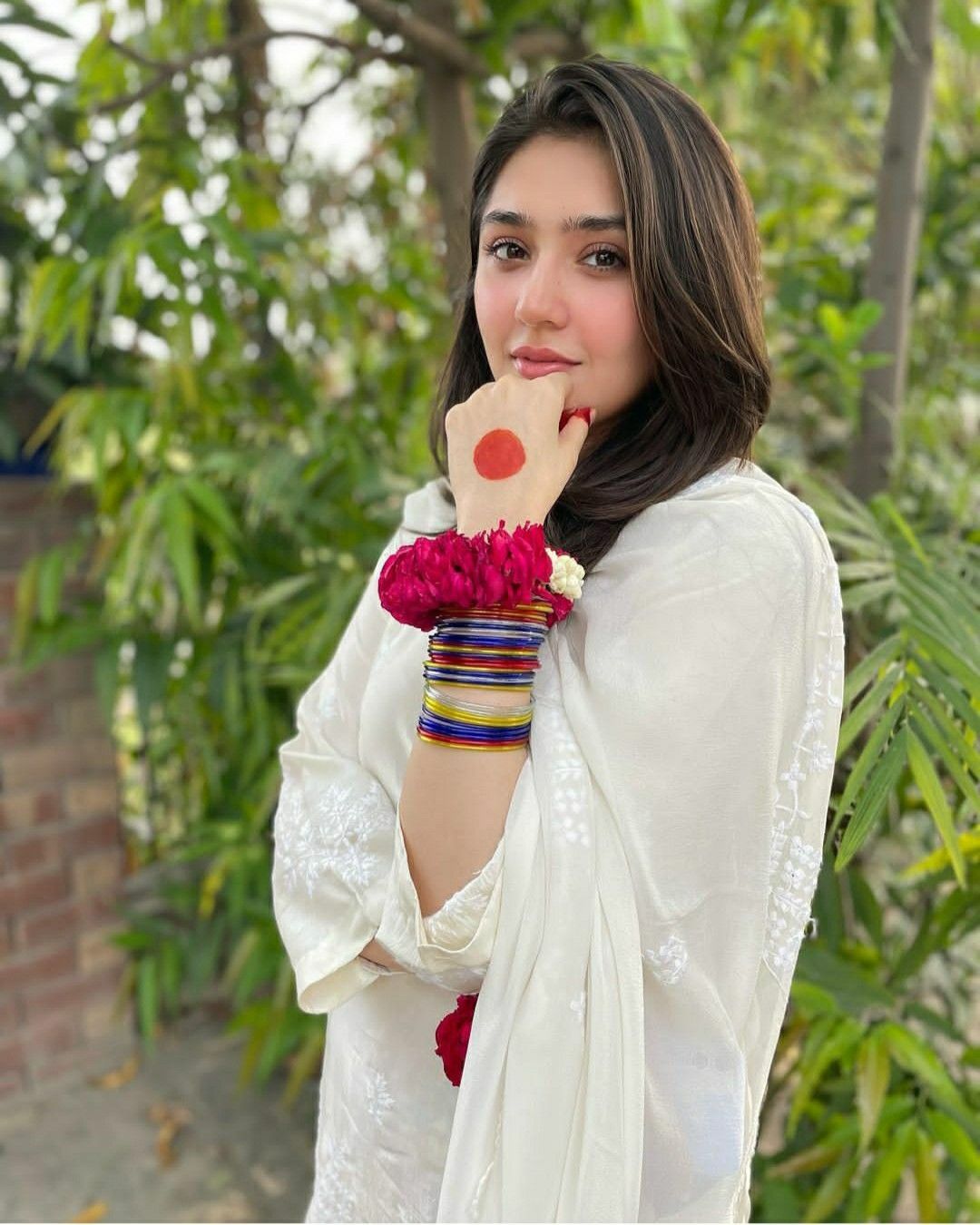 1080x1350 Dur E Fishan Saleem Wallpaper