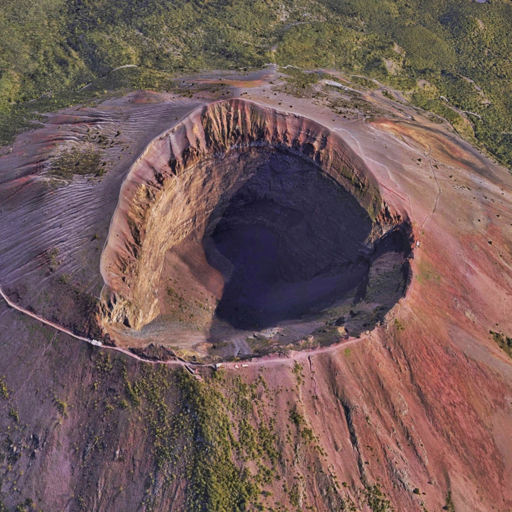1024x1024 Crater of the volcano Vesuvius top view Desktop wallpaper 1024x1024