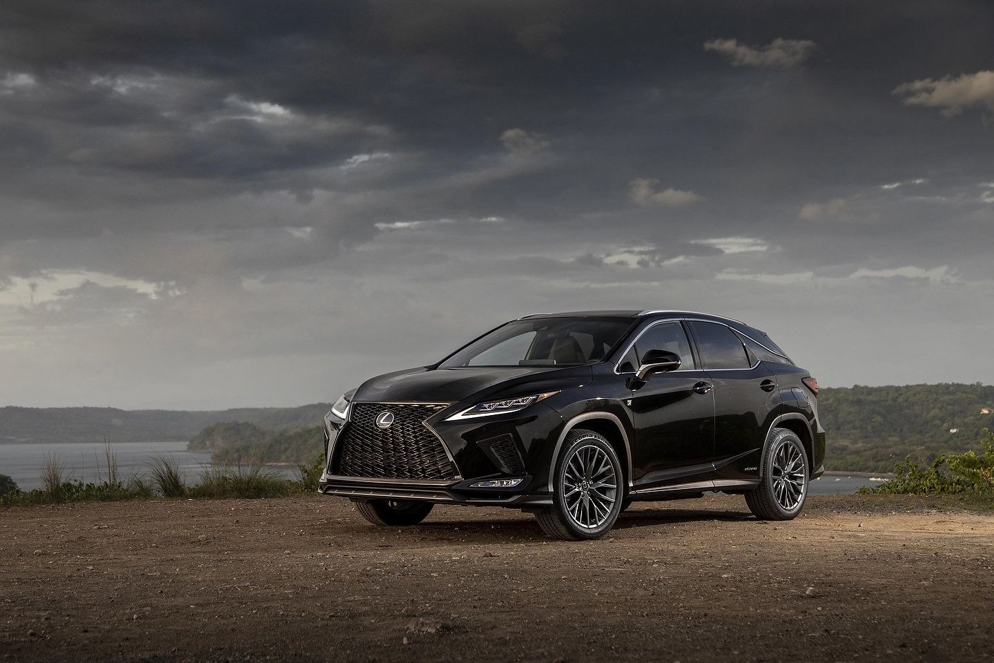 1440x960 Lexus Laval Lexus RX Hybrid: Fuel Efficiency in Style