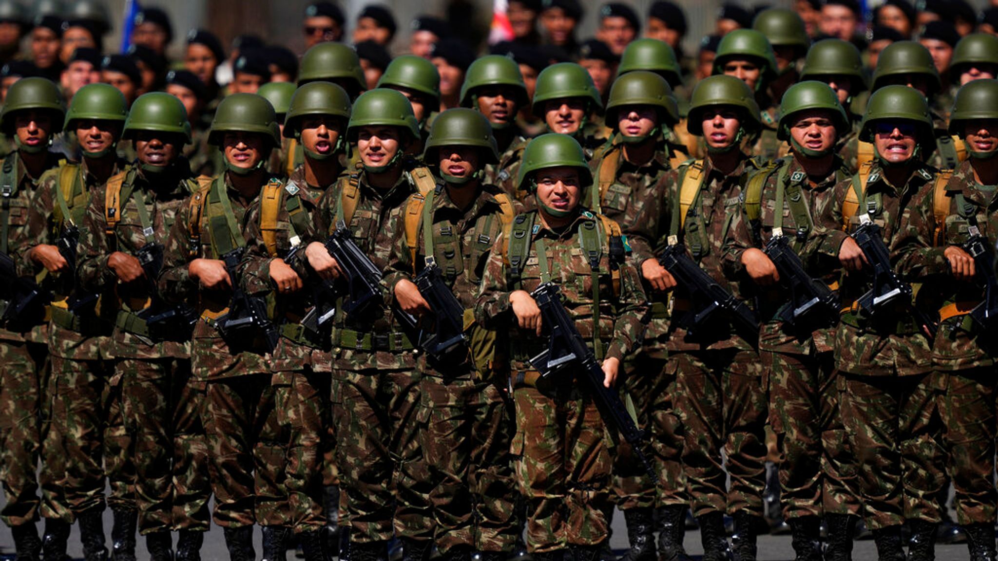 2048x1152 Brazilian army unhappy over Bolsonaro fans' watermelon jibes