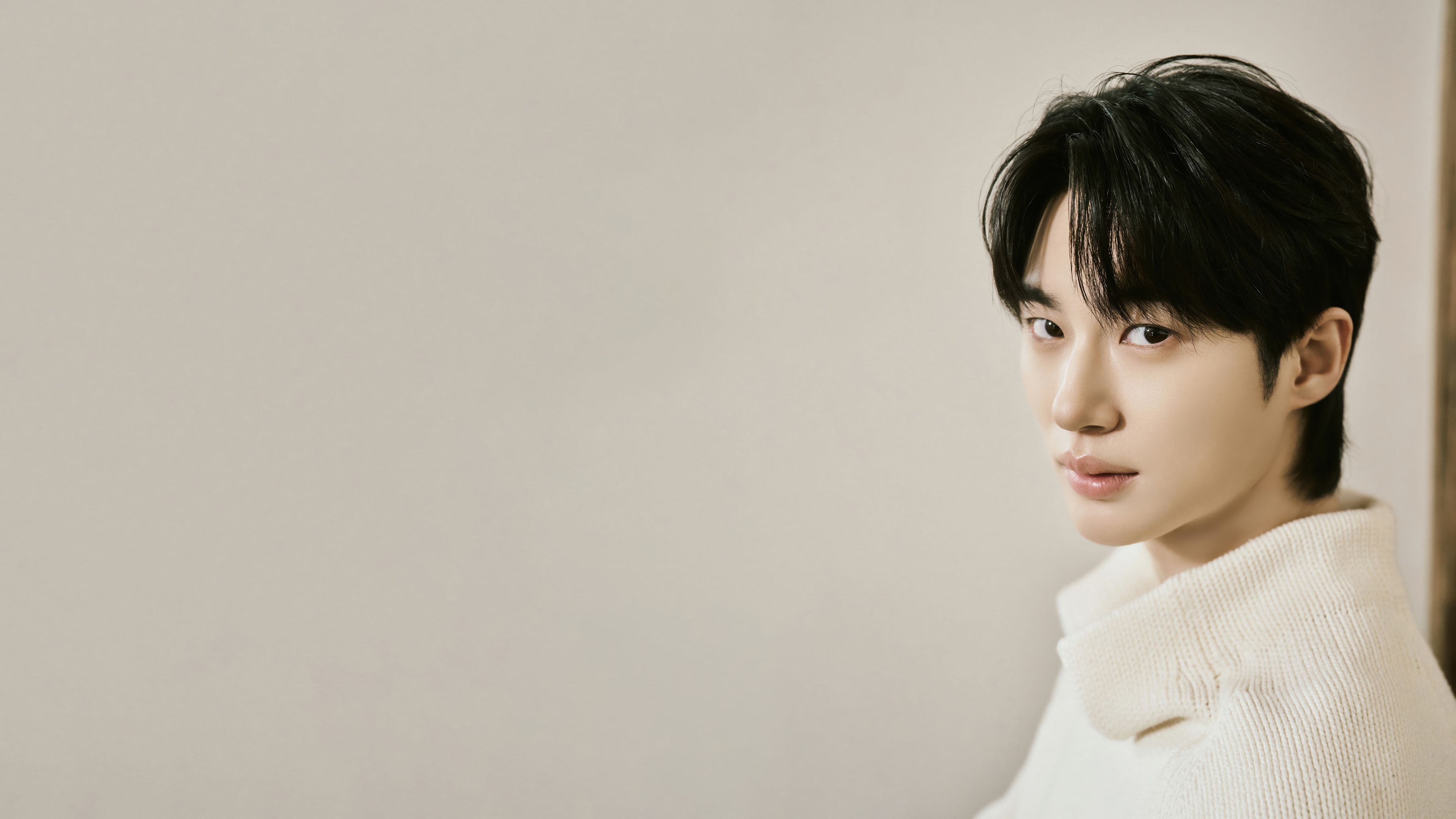 3840x2160 Woo Seok Perfect Crown 4K Wallpaper PC HD