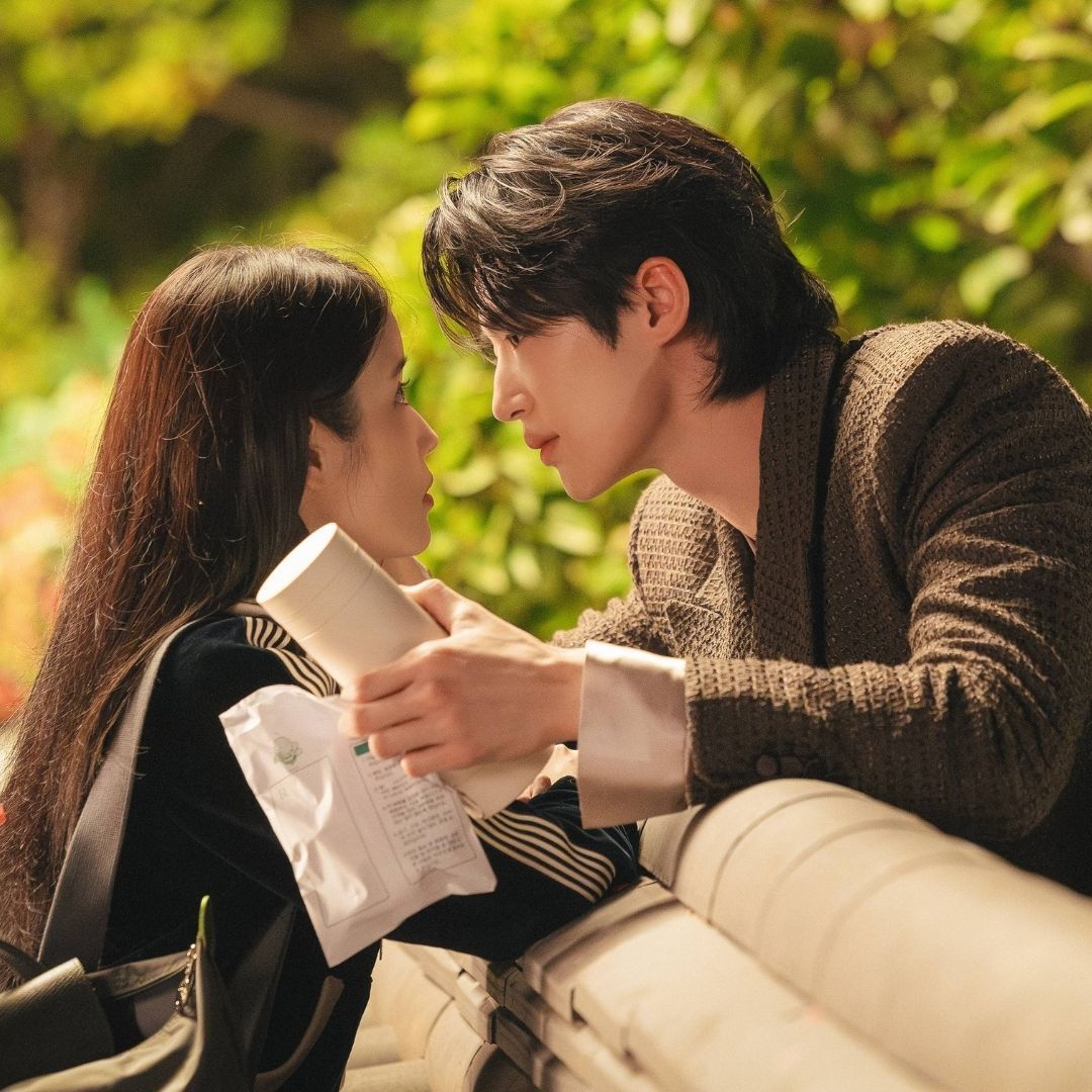 1080x1080 Review: We're In Love With IU's New K Drama, Perfect Crown