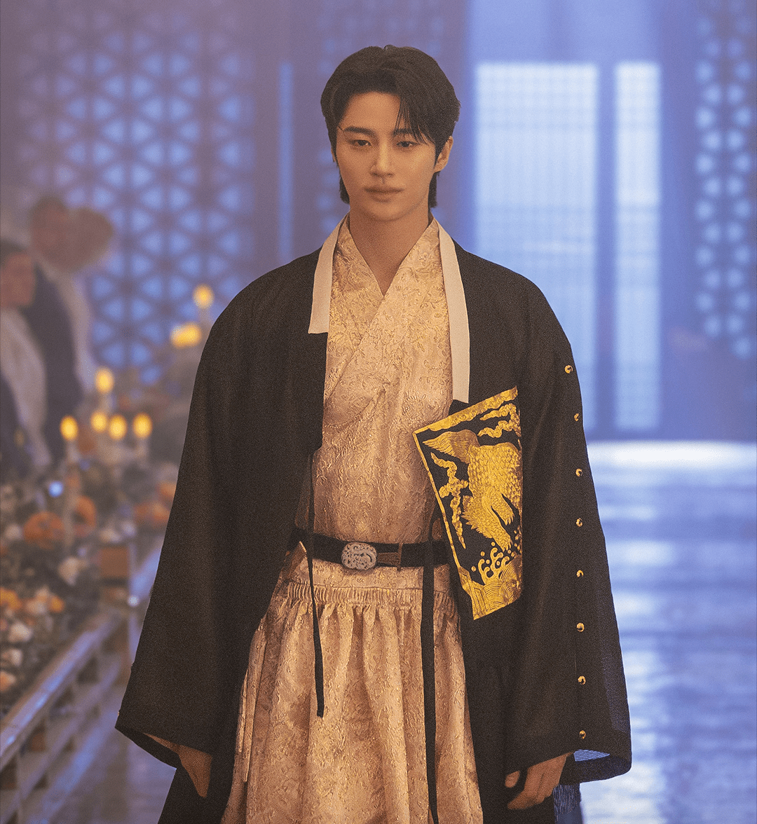 1080x1176 Byeon Woo Seok, IU's 'Perfect Crown' Stuns In Scale, Stumbles In Sync Korea Herald