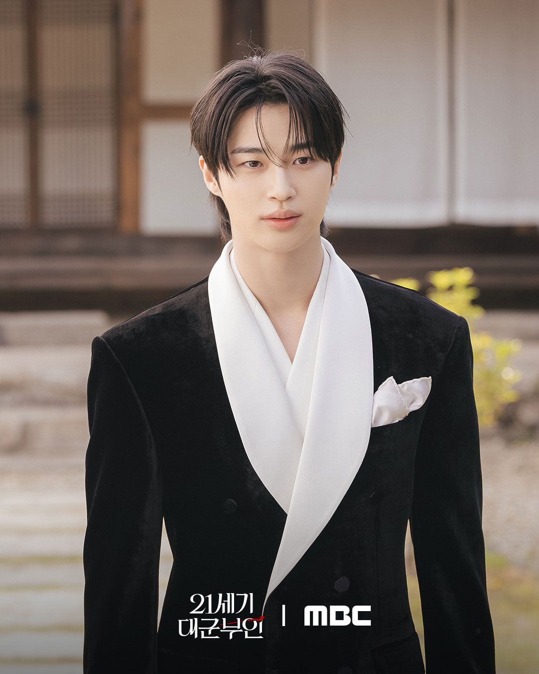 1080x1350 IU And Byeon Woo Seok Share Behind The Scenes Efforts To Weave Their Perfect Crown Characters' Individuality Into Their Styling
