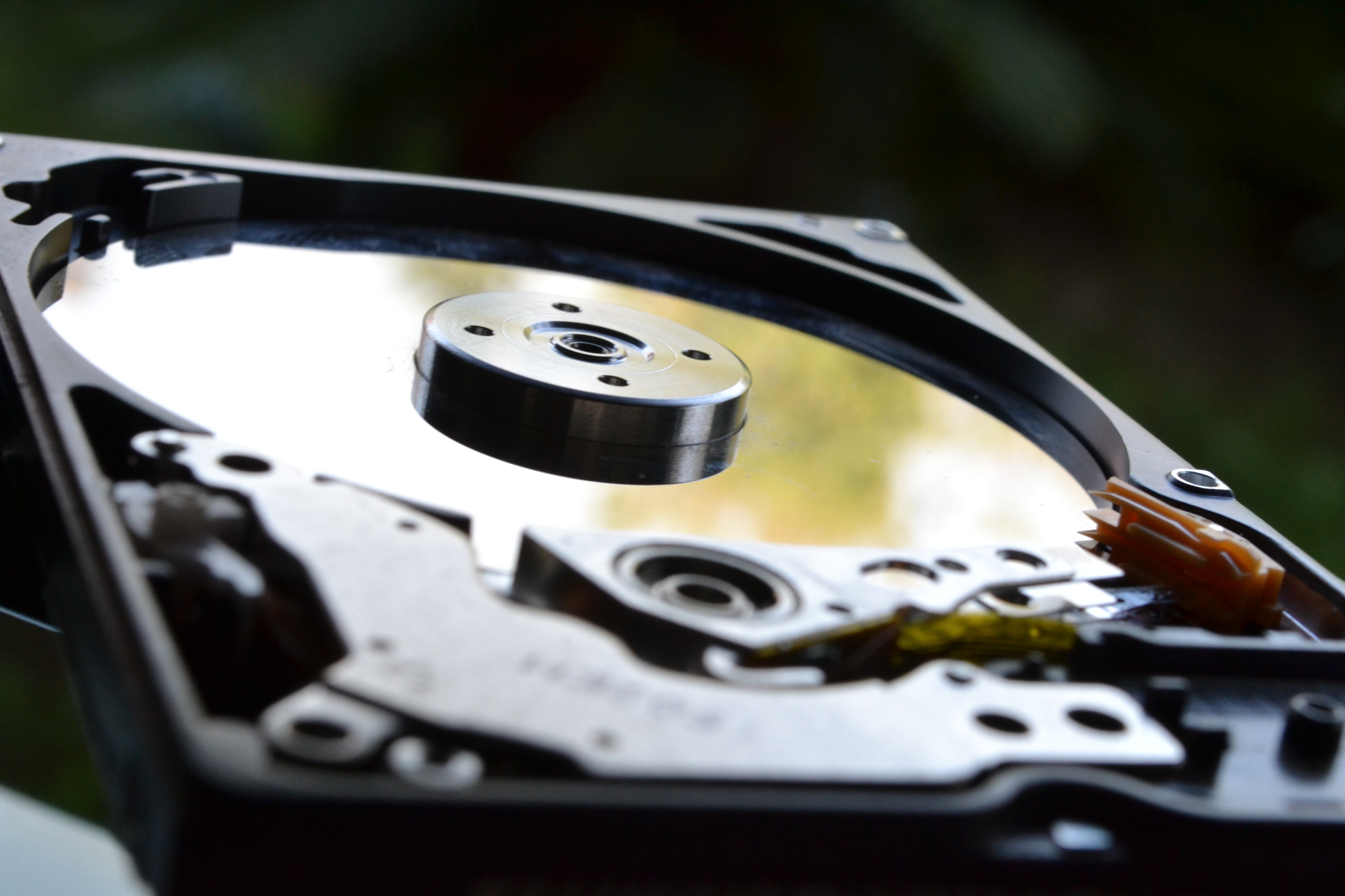 4608x3072 black and silver hard disk drive free image