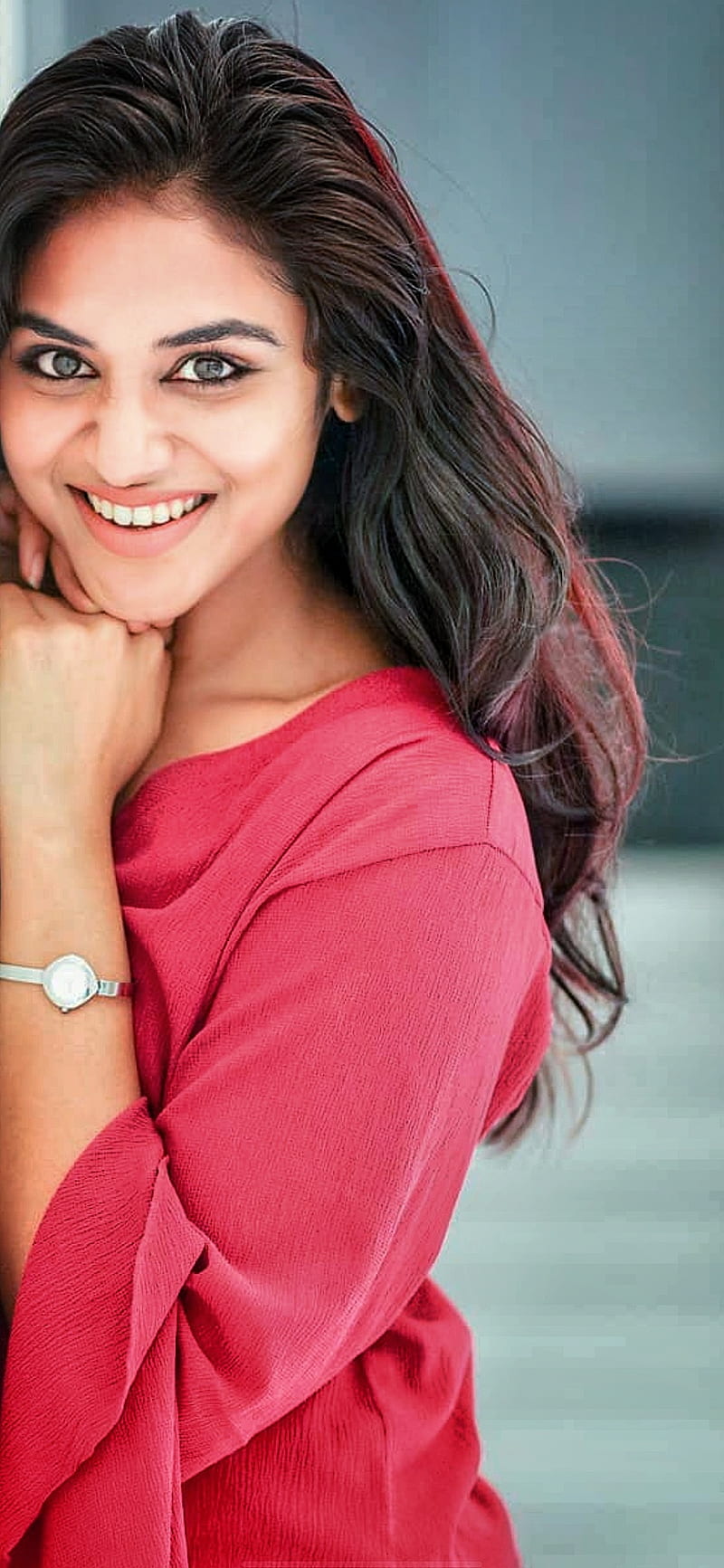 800x1733 Indhuja Ravichandran, actress, athulya, beauty, bigil, heroine, kollywood, tamil, HD phone wallpaper