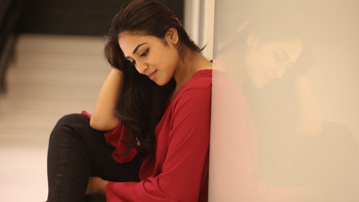 1200x675 Actress Indhuja Latest Picture